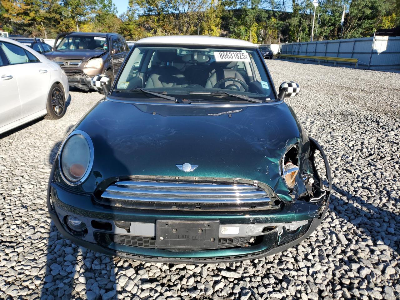 2010 Mini Cooper Зеленый vin: WMWMF3C5XATZ64904