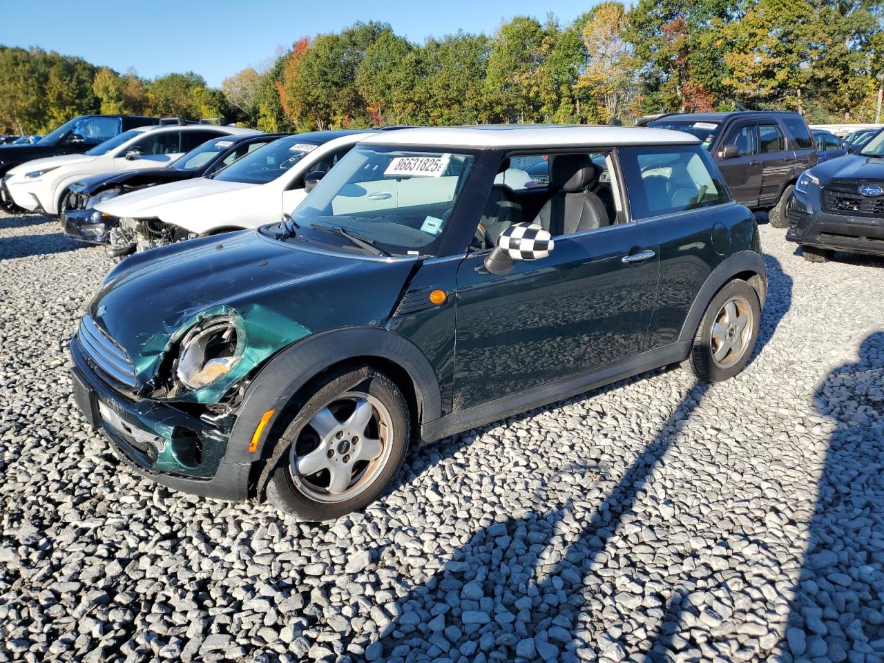 2010 Mini Cooper Green vin: WMWMF3C5XATZ64904