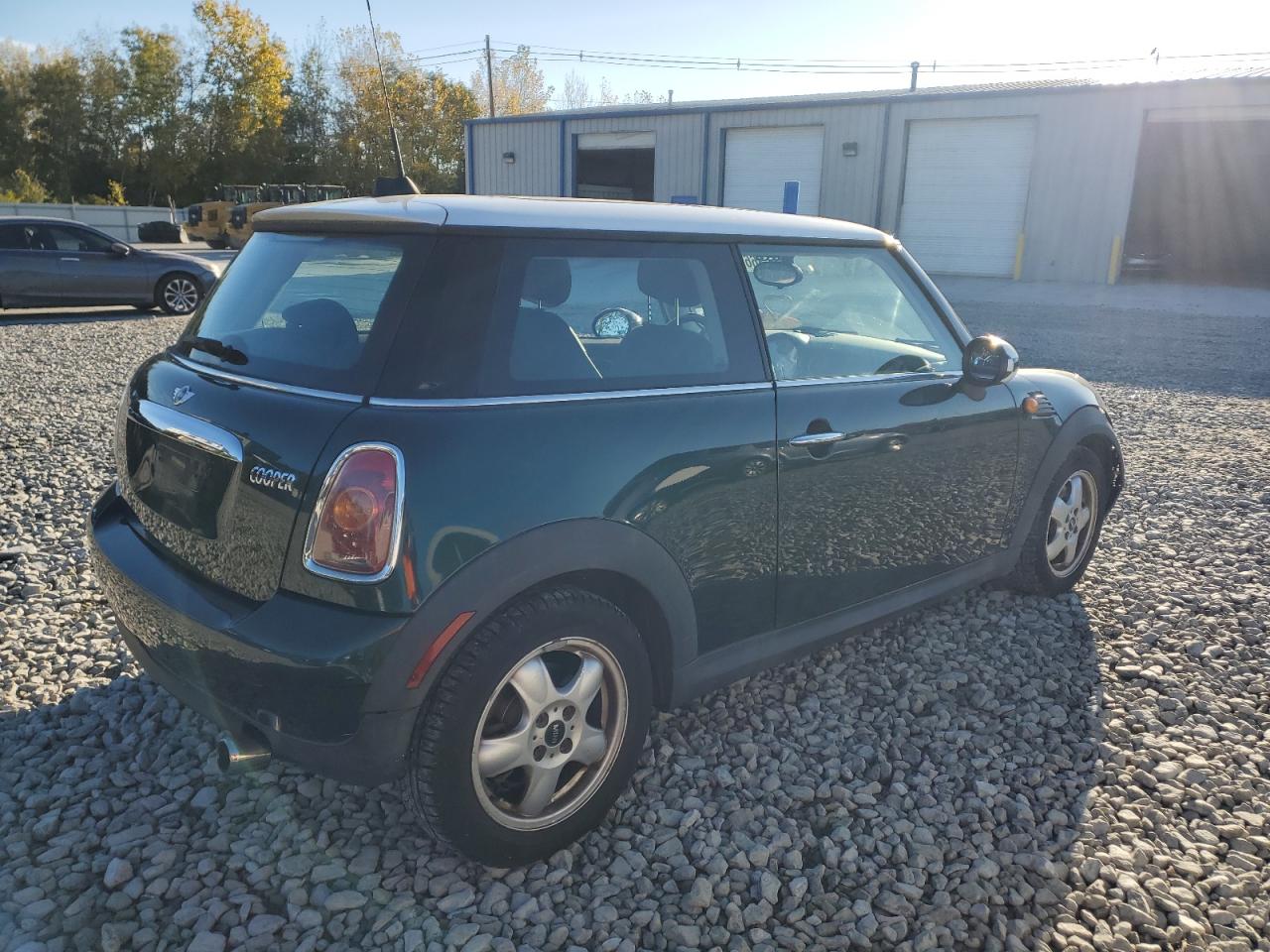 2010 Mini Cooper Зеленый vin: WMWMF3C5XATZ64904