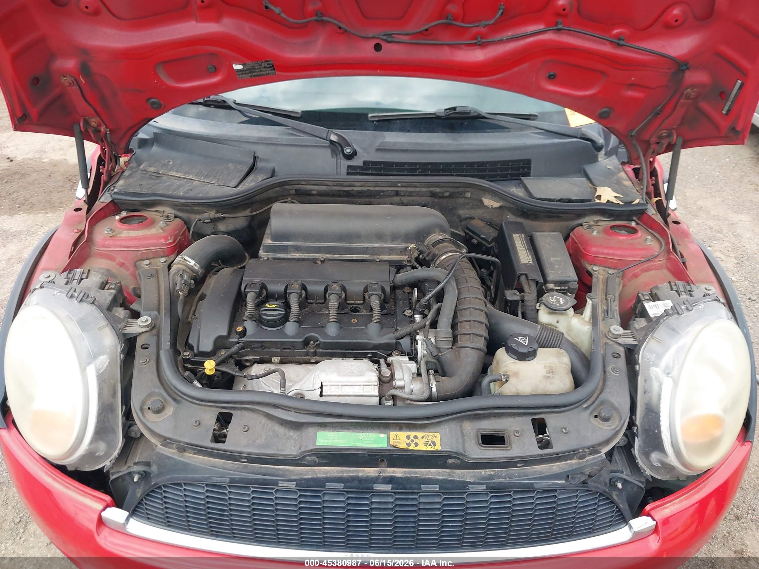 2008 Mini Cooper S   Red vin: WMWMF73518TT92929