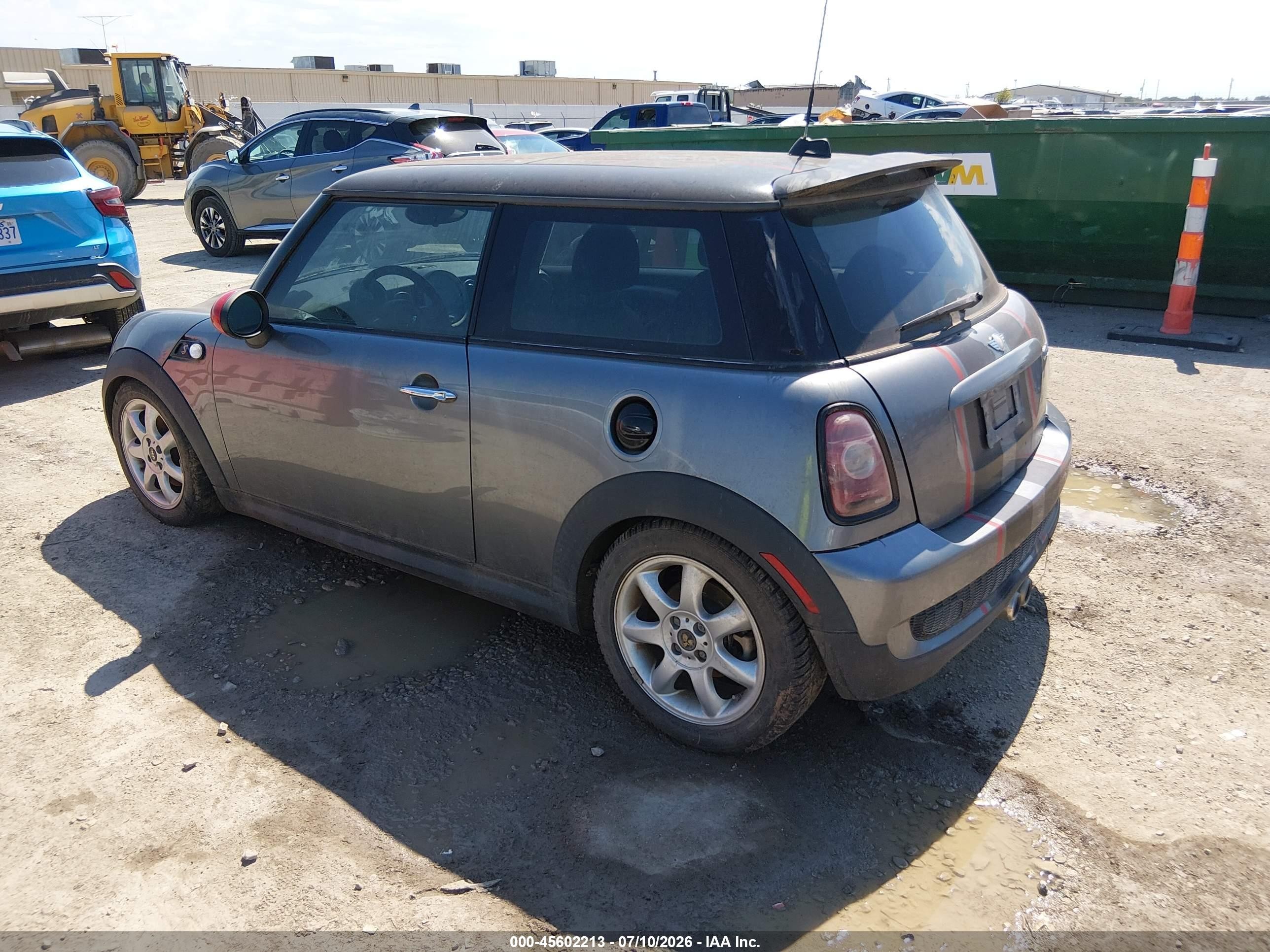 2007 Mini Cooper S   Gray vin: WMWMF73527TT85907