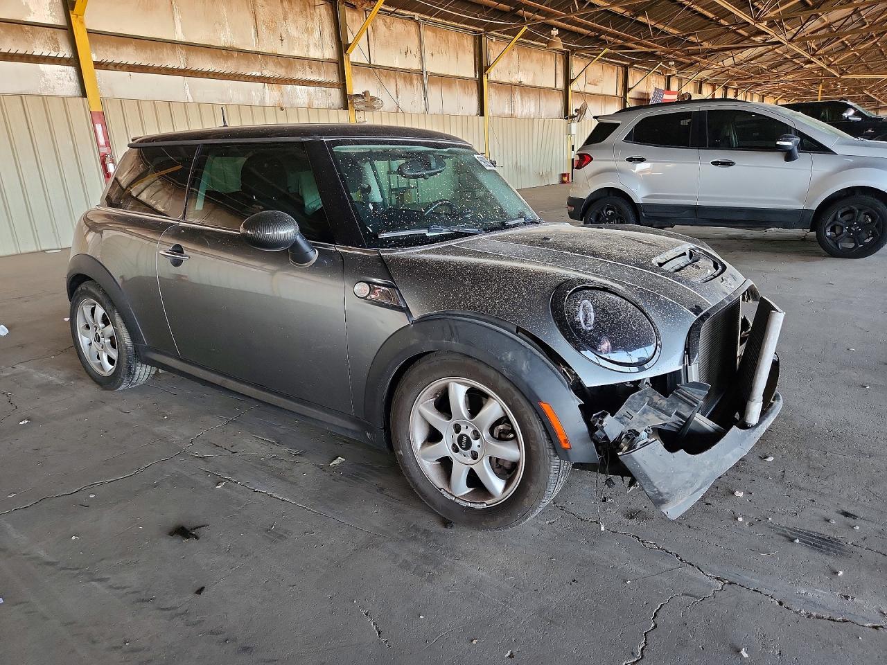 2008 Mini Cooper S Gray vin: WMWMF73528TT89358
