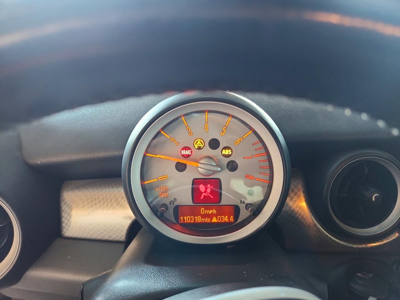 2008 Mini Cooper S Gray vin: WMWMF73528TT89358
