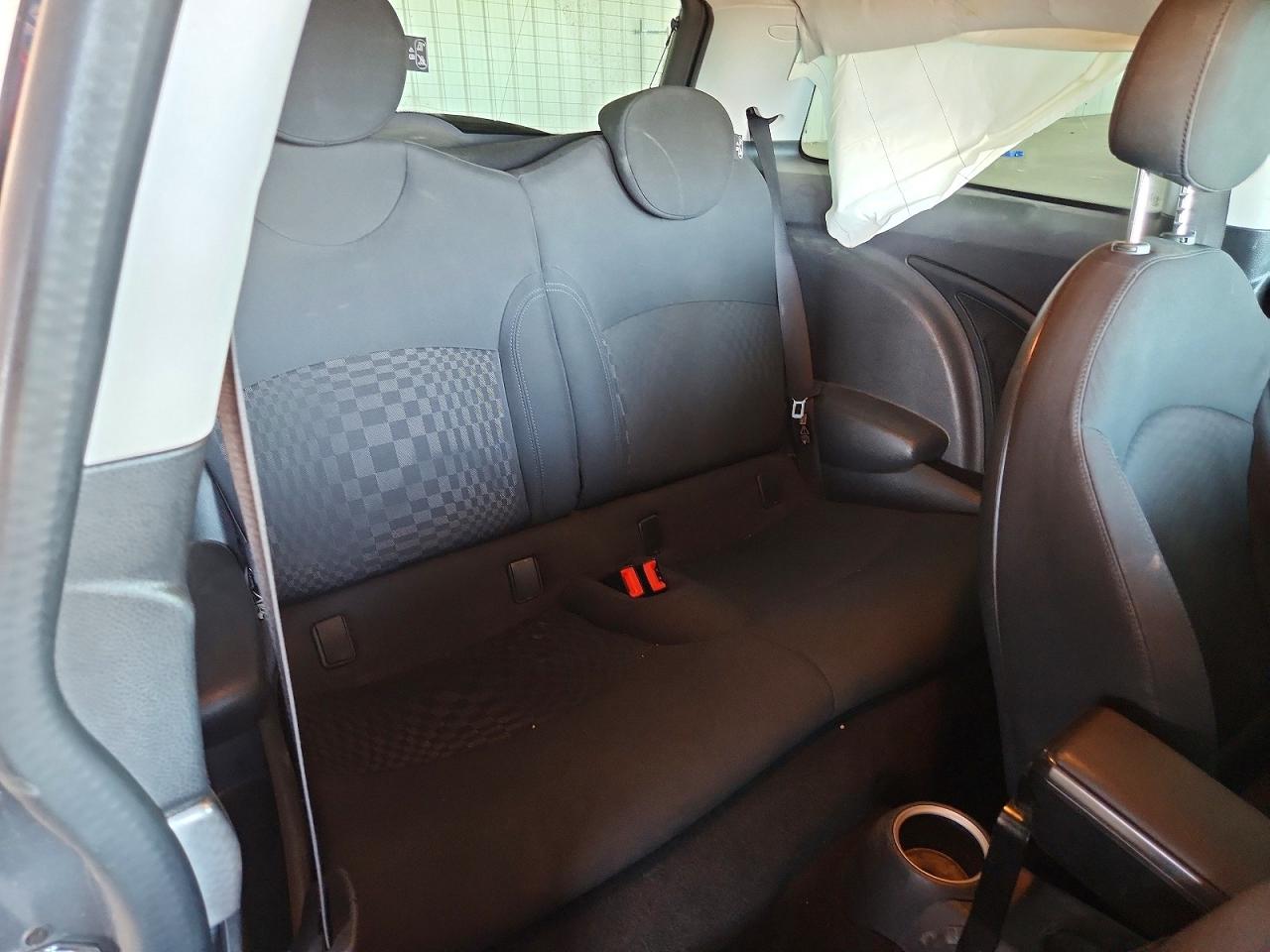 2008 Mini Cooper S Gray vin: WMWMF73528TT89358