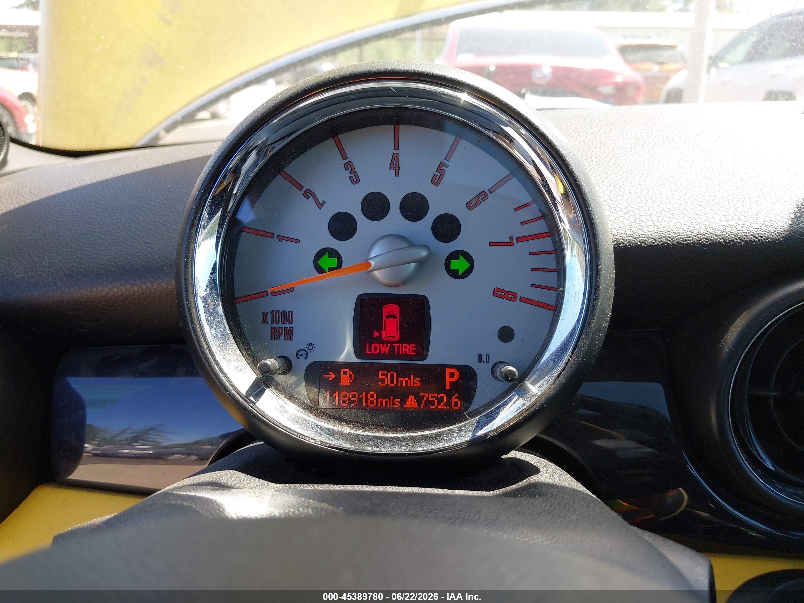 2008 Mini Cooper S   Yellow vin: WMWMF73528TV33166