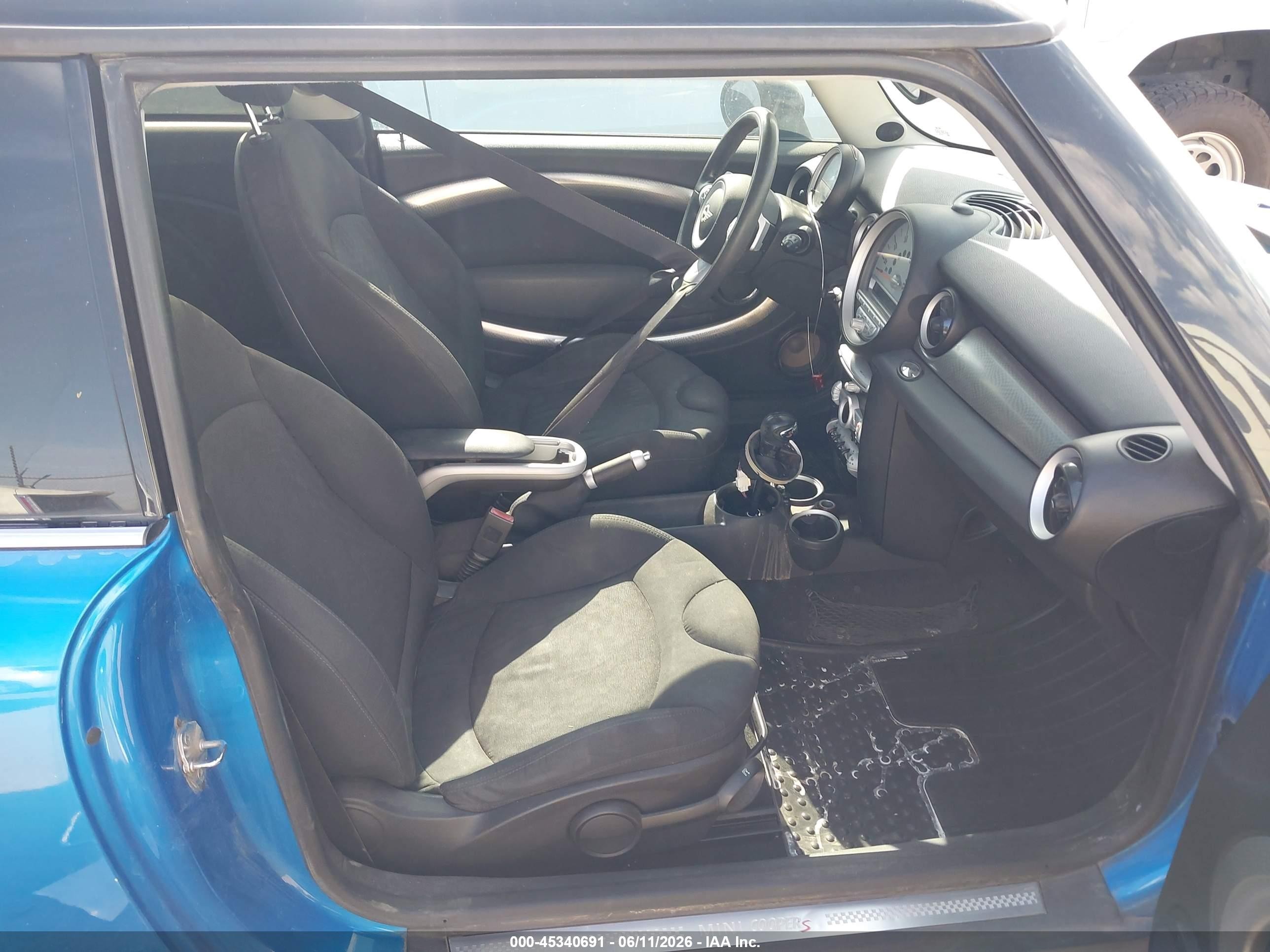2008 Mini Cooper S   Blue vin: WMWMF73528TV33944