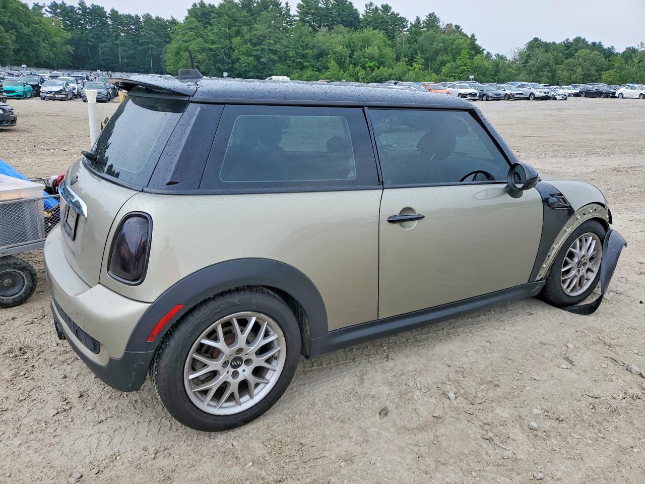 2008 Mini Cooper S Beige vin: WMWMF73538TT90048