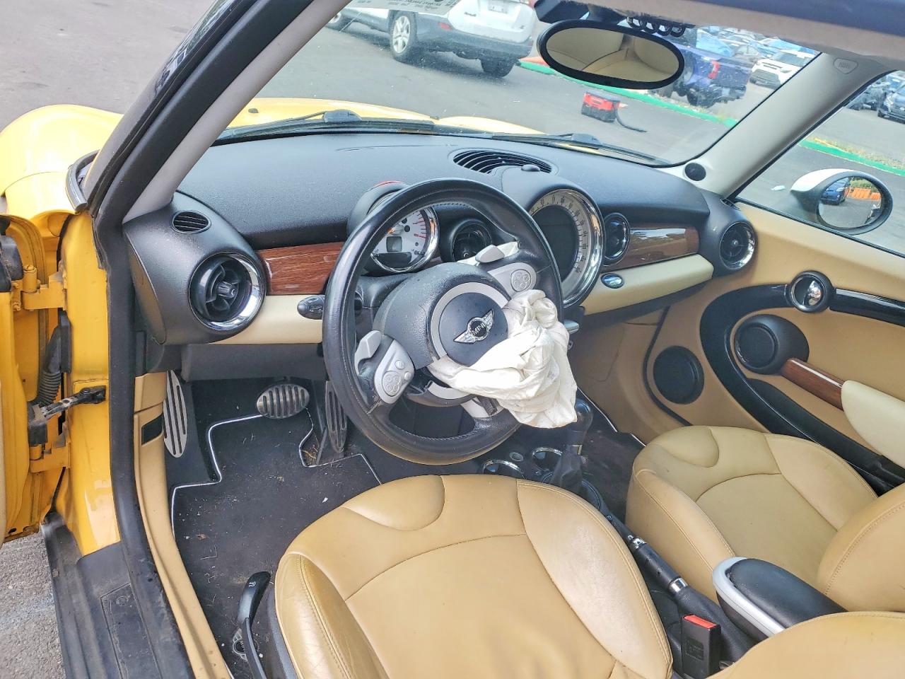 2008 Mini Cooper S Yellow vin: WMWMF73538TV36299