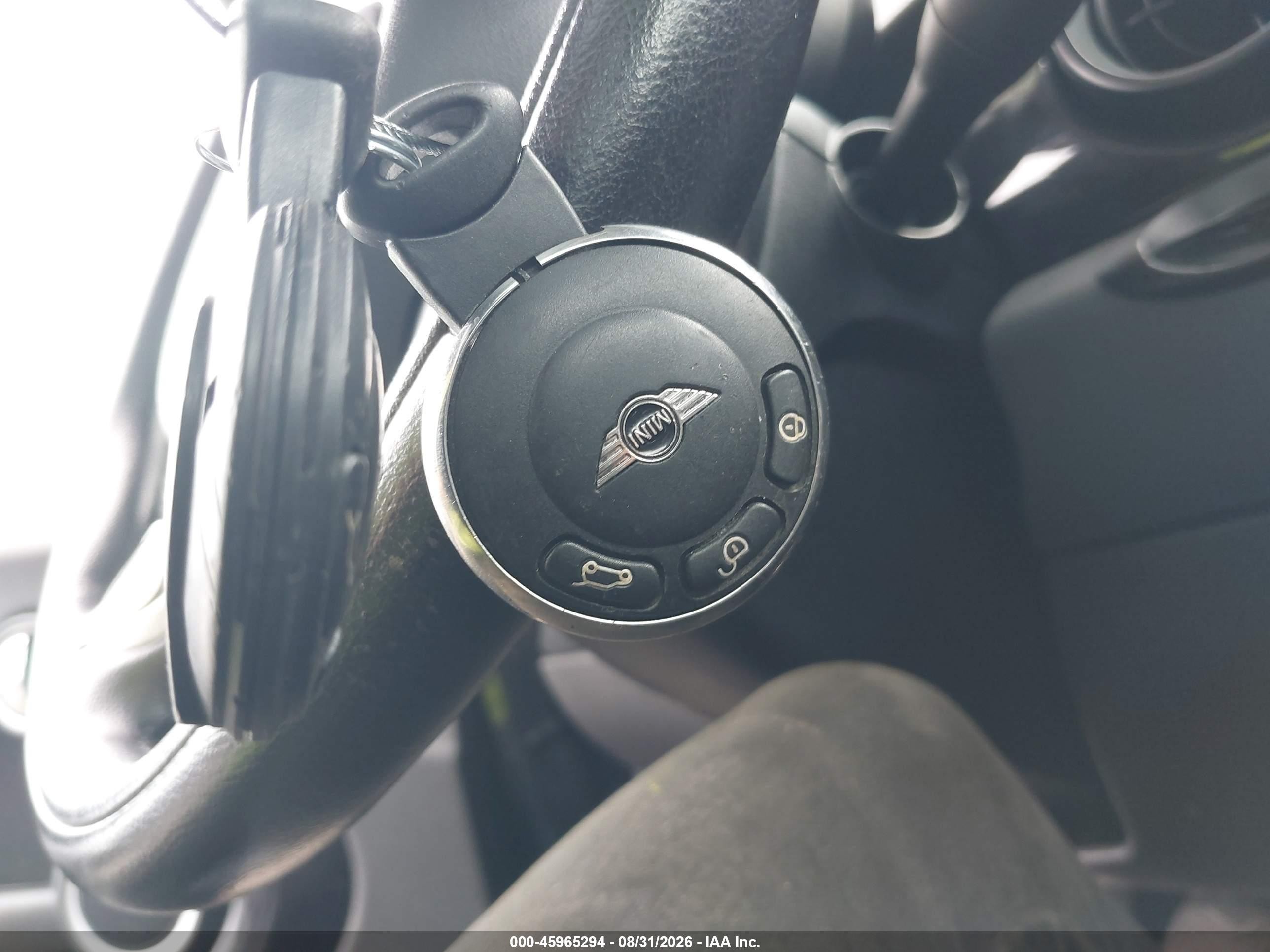 2009 Mini Cooper S   Black vin: WMWMF73539TT98409
