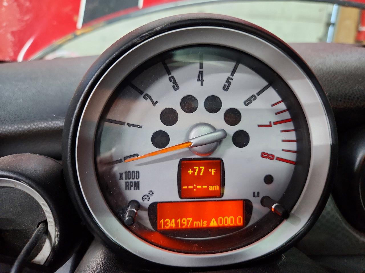 2009 Mini Cooper S Red vin: WMWMF73539TV39740