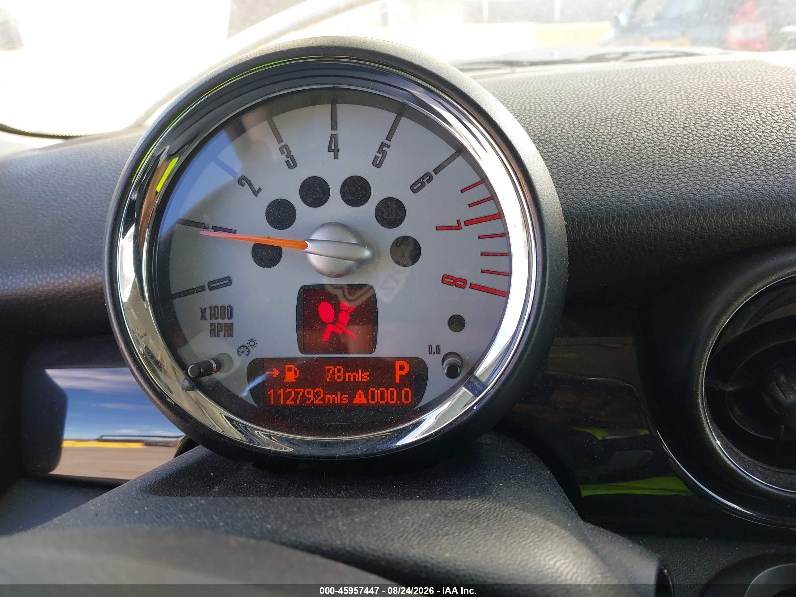 2009 Mini Cooper S   White vin: WMWMF73539TW83756