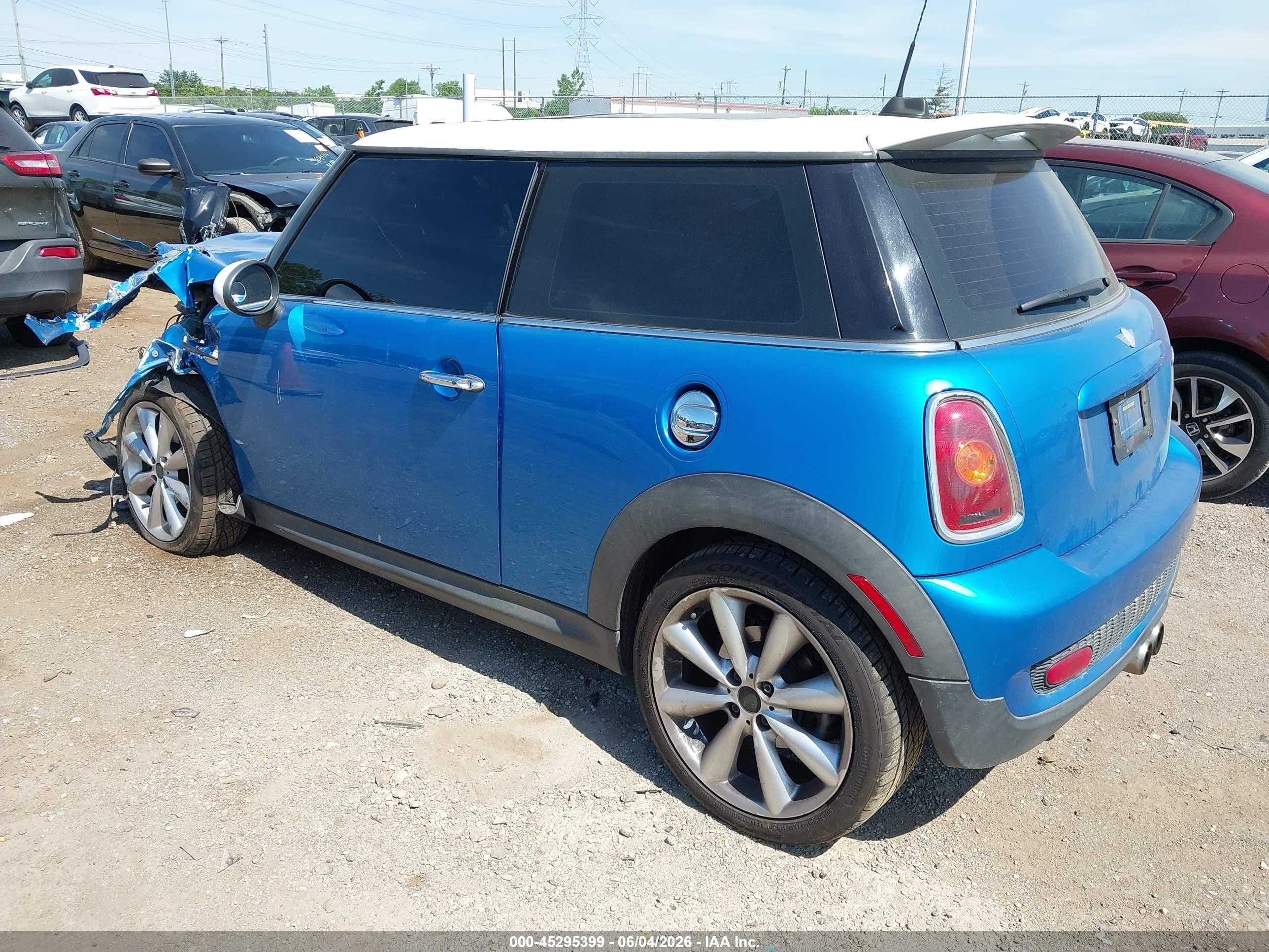 2007 Mini Cooper S   Blue vin: WMWMF73547TL83091