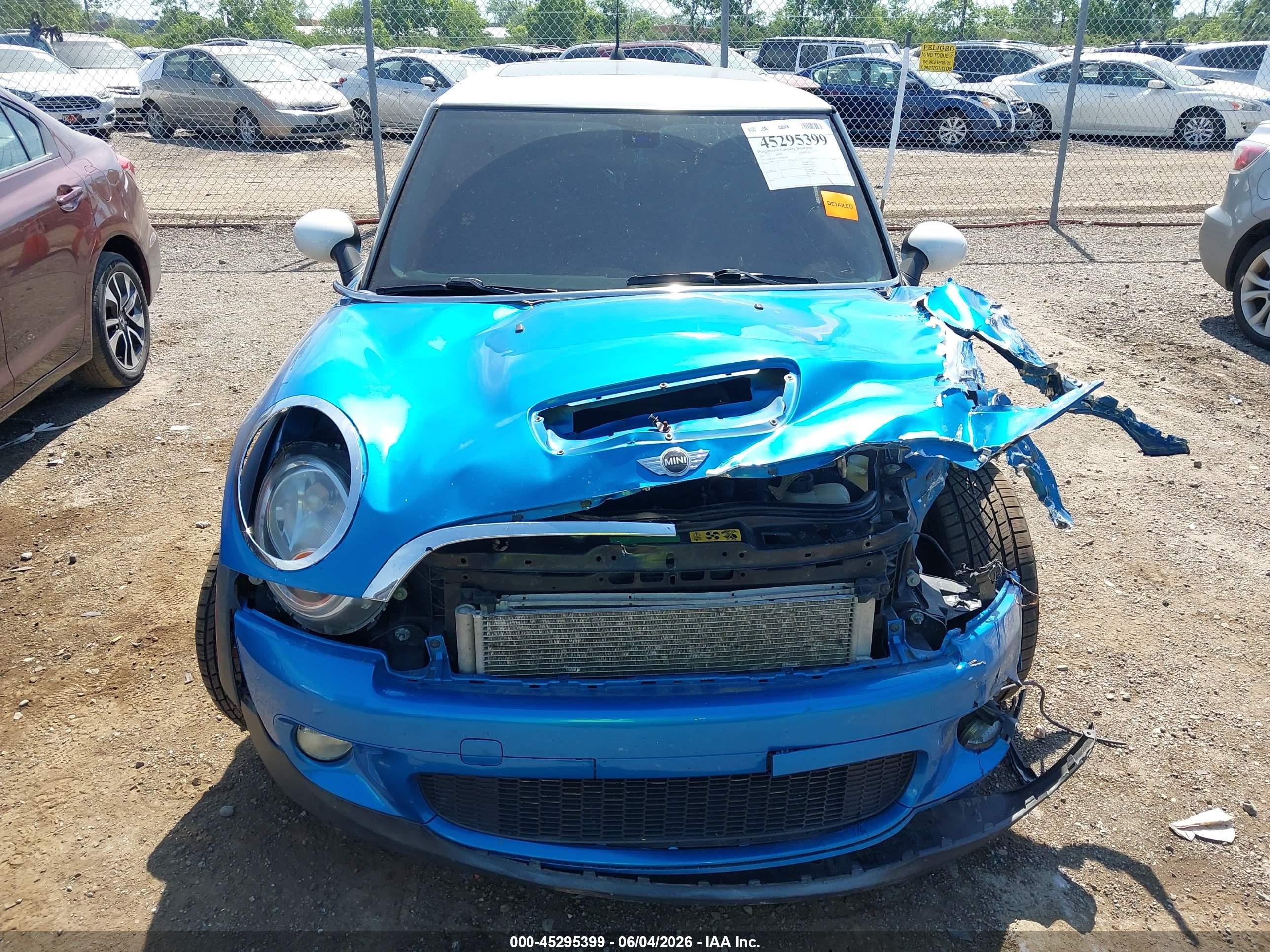 2007 Mini Cooper S   Blue vin: WMWMF73547TL83091