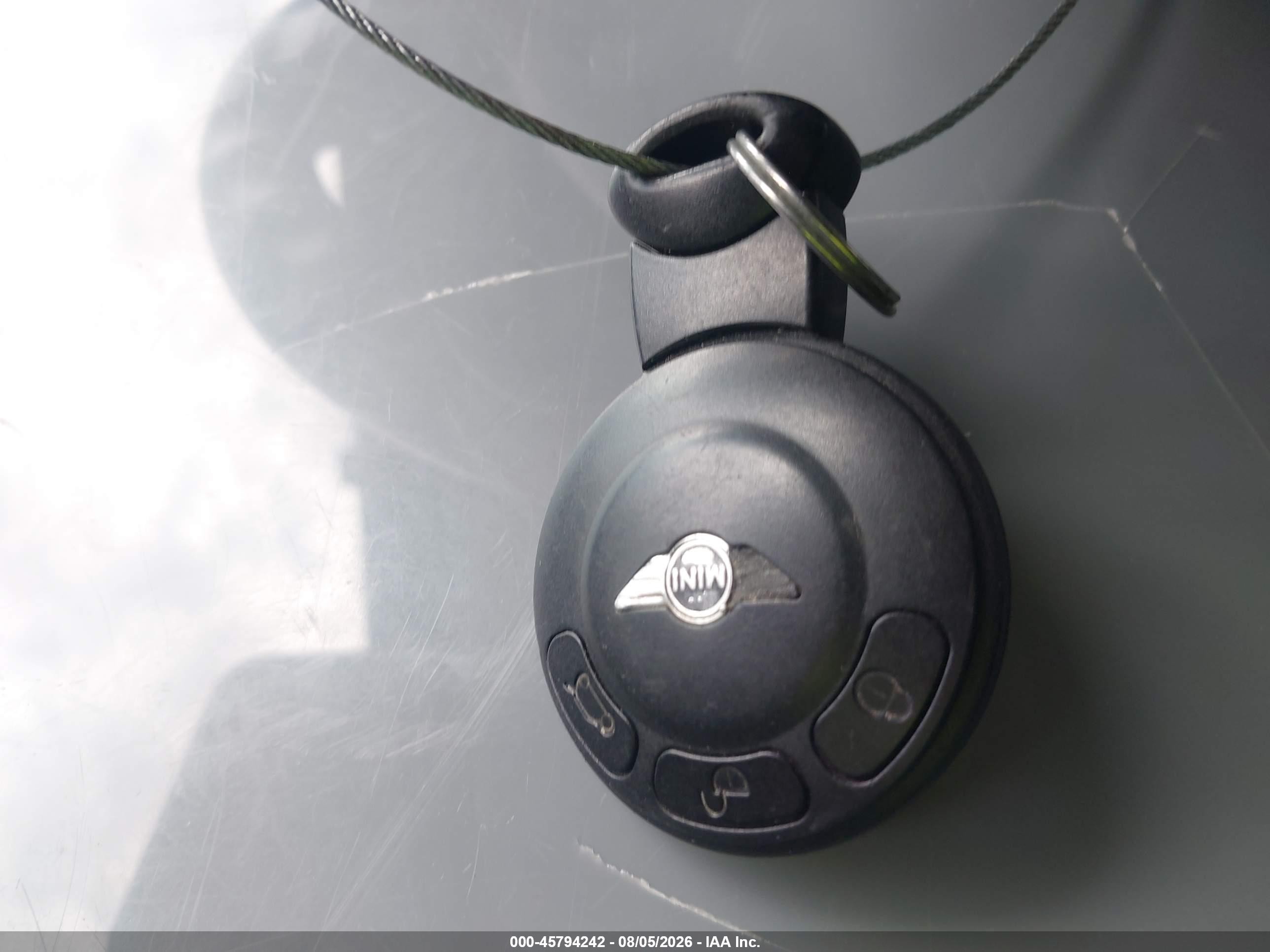 2007 Mini Cooper S   Gray vin: WMWMF73547TV31479