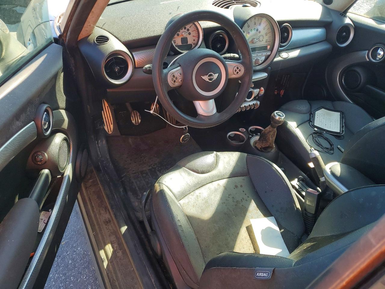 2008 Mini Cooper S Blue vin: WMWMF73548TT88597