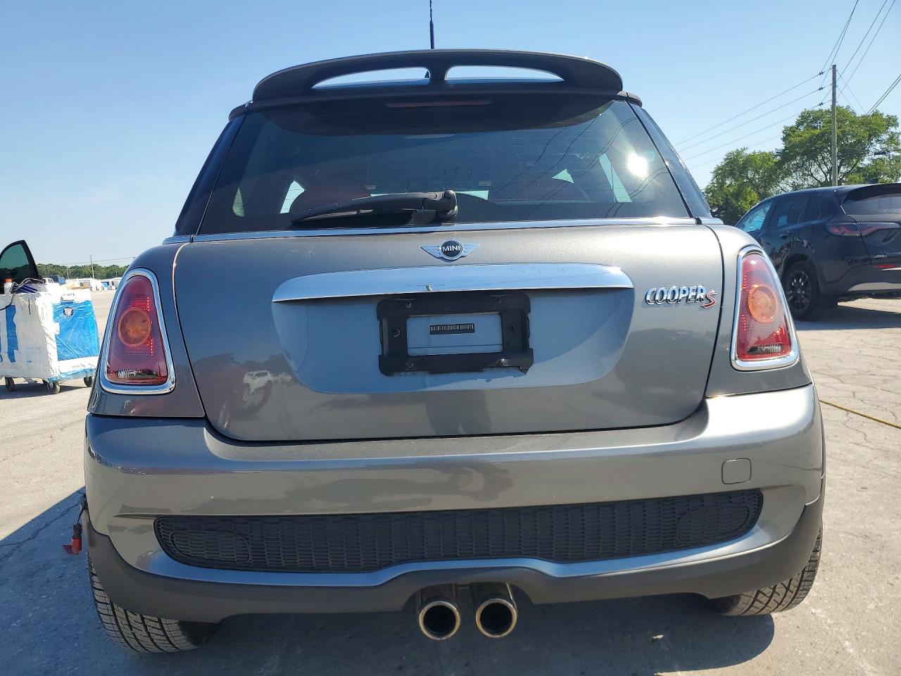 2008 Mini Cooper S Gray vin: WMWMF73548TV35260
