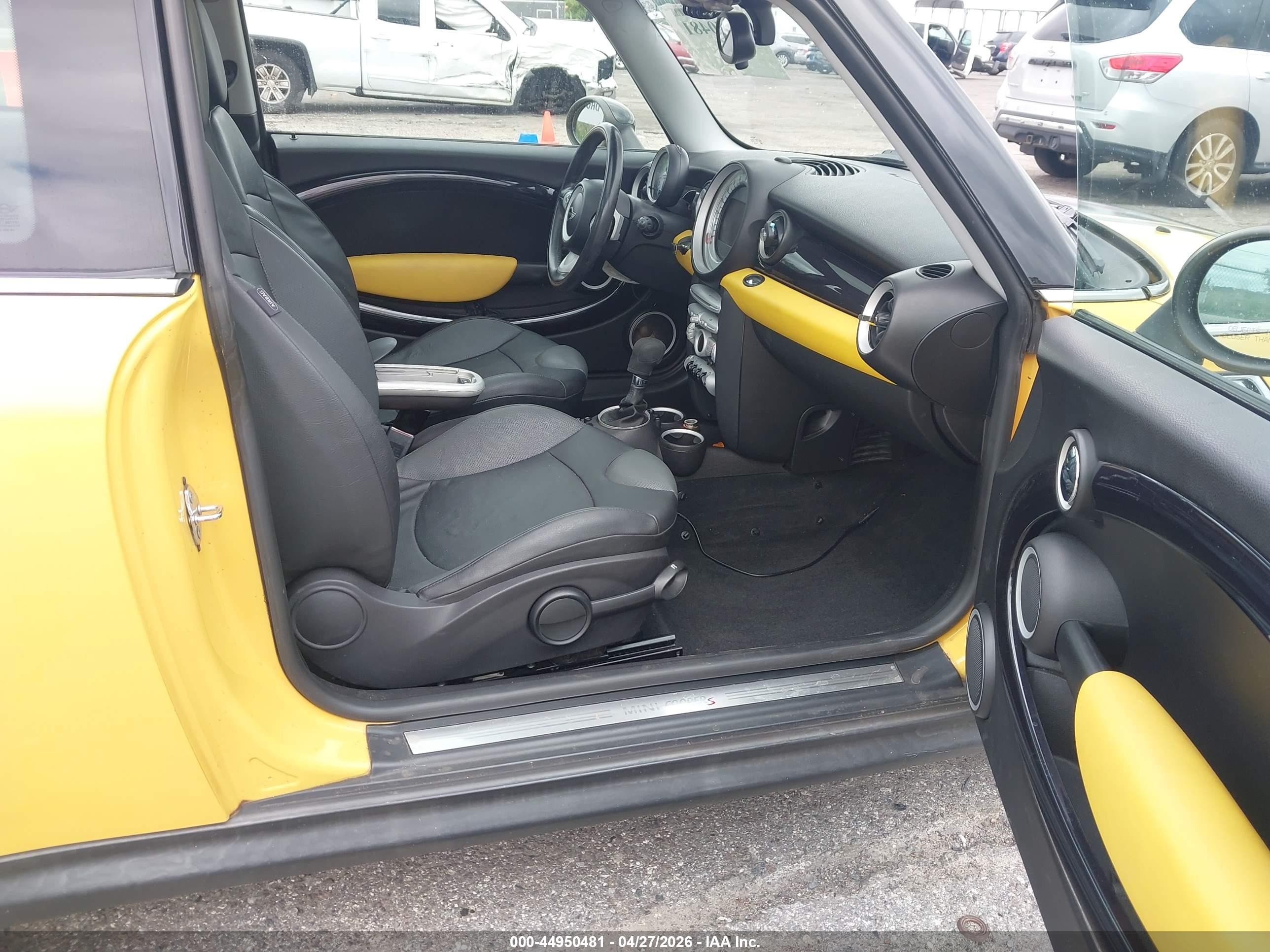 2007 Mini Cooper S   Yellow vin: WMWMF73557TL88560
