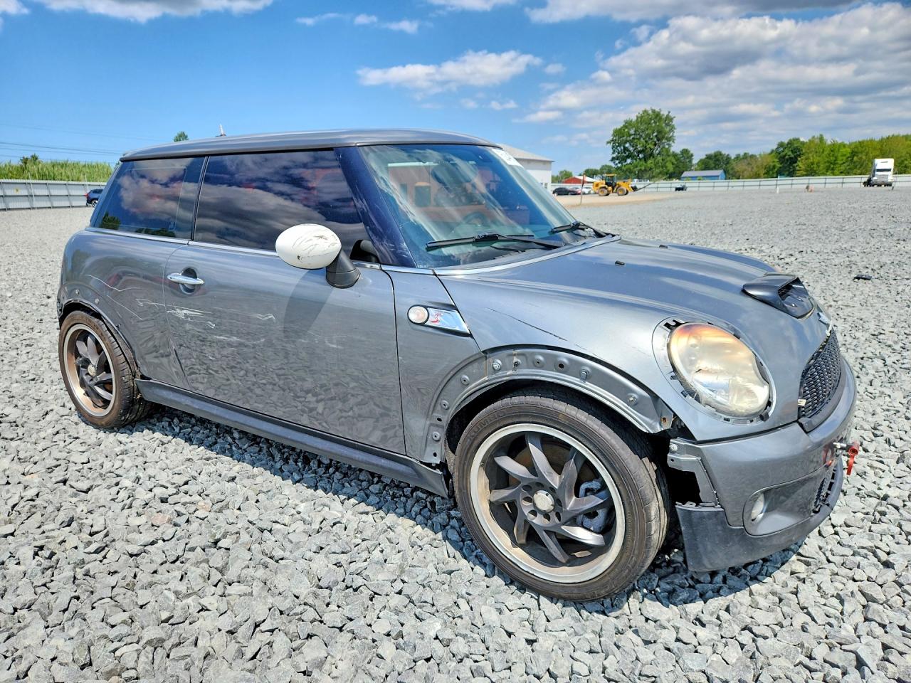 2007 Mini Cooper S Gray vin: WMWMF73557TT82161