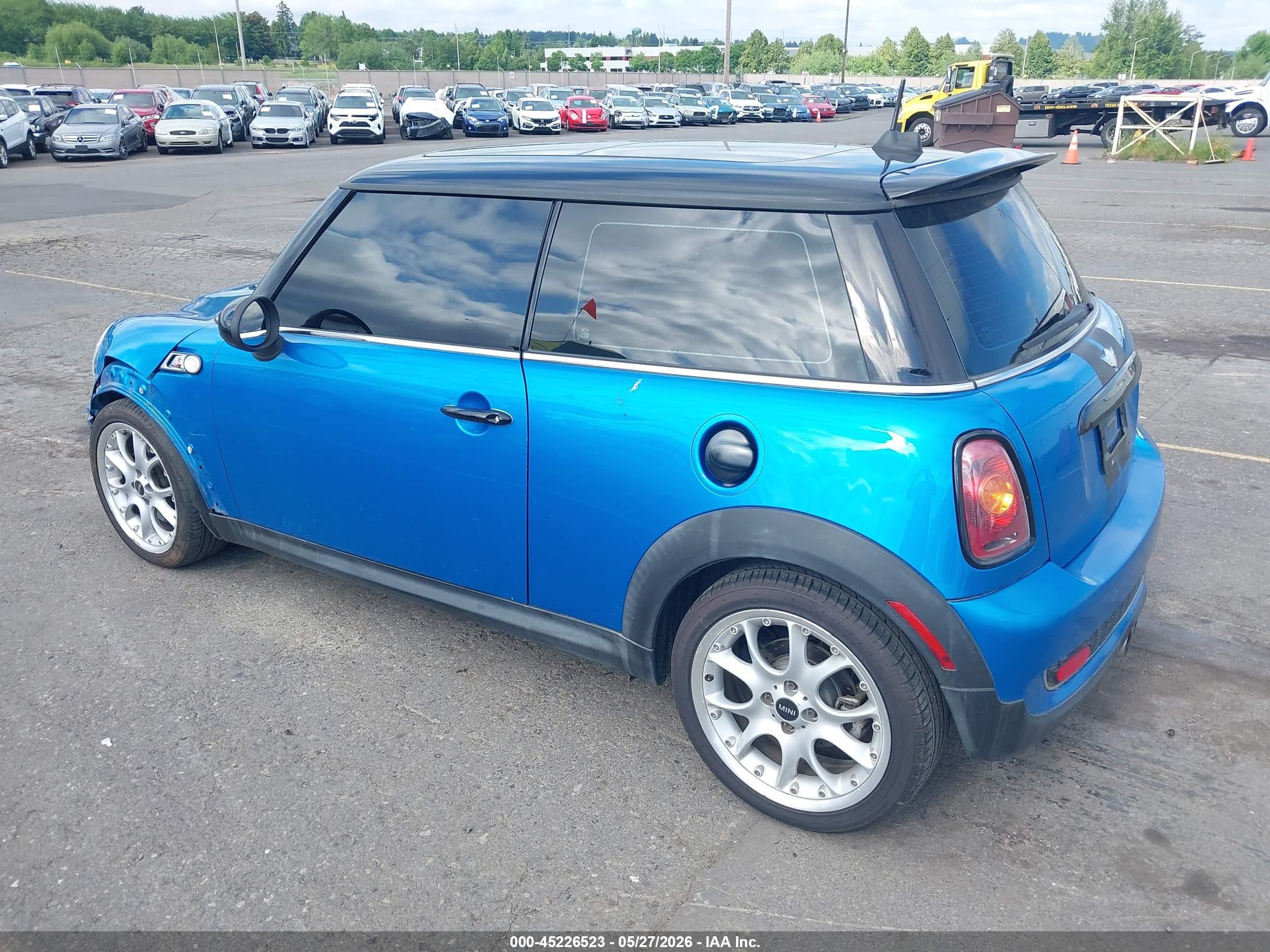2008 Mini Cooper S   Blue vin: WMWMF73558TV33839