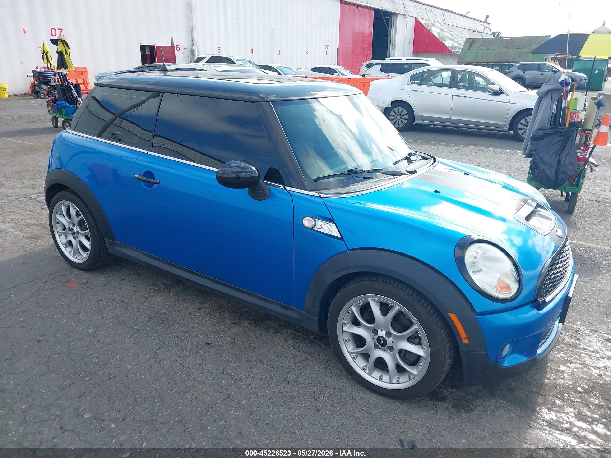 2008 Mini Cooper S   Blue vin: WMWMF73558TV33839