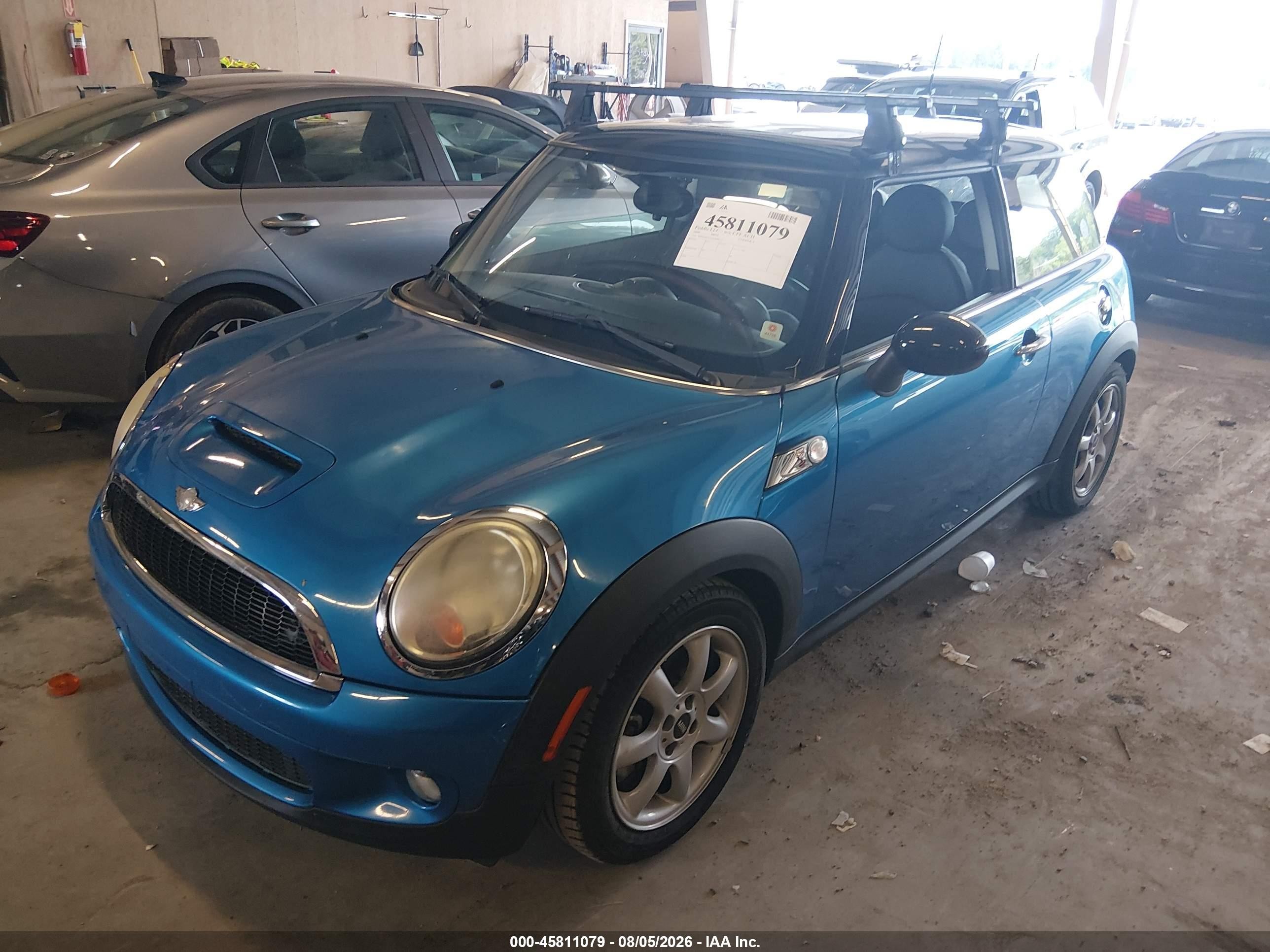 2009 Mini Cooper S   Blue vin: WMWMF73559TW88117
