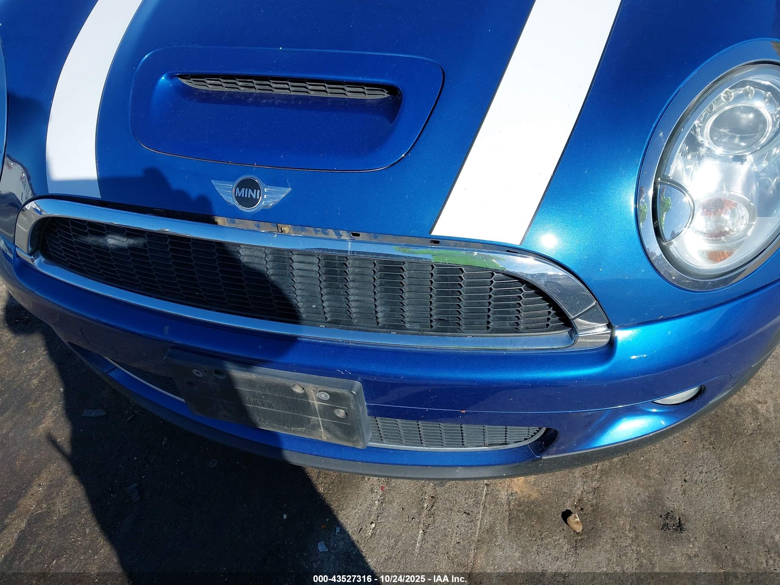 2007 Mini Cooper S   Blue vin: WMWMF73567TL87918