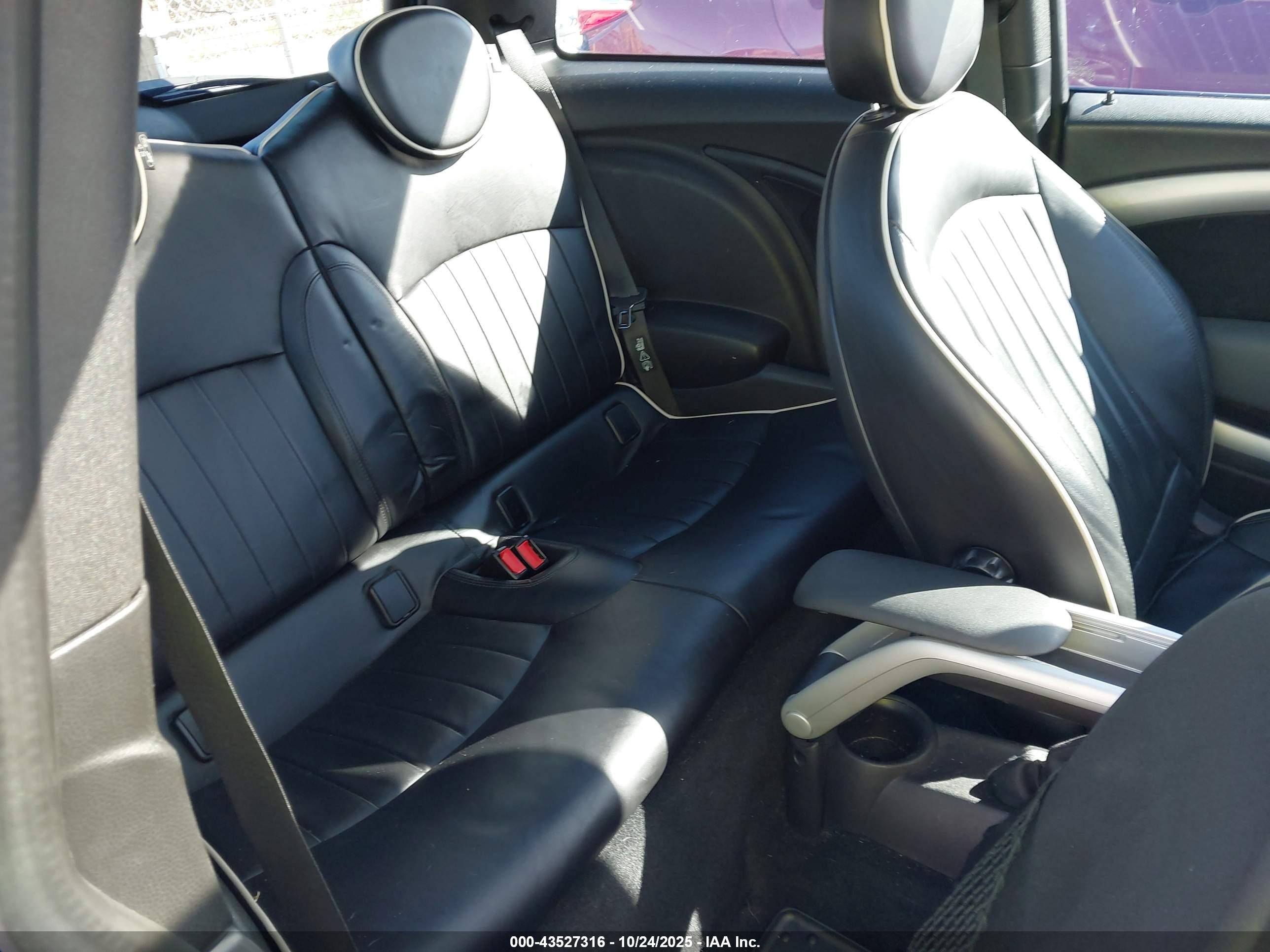 2007 Mini Cooper S   Blue vin: WMWMF73567TL87918