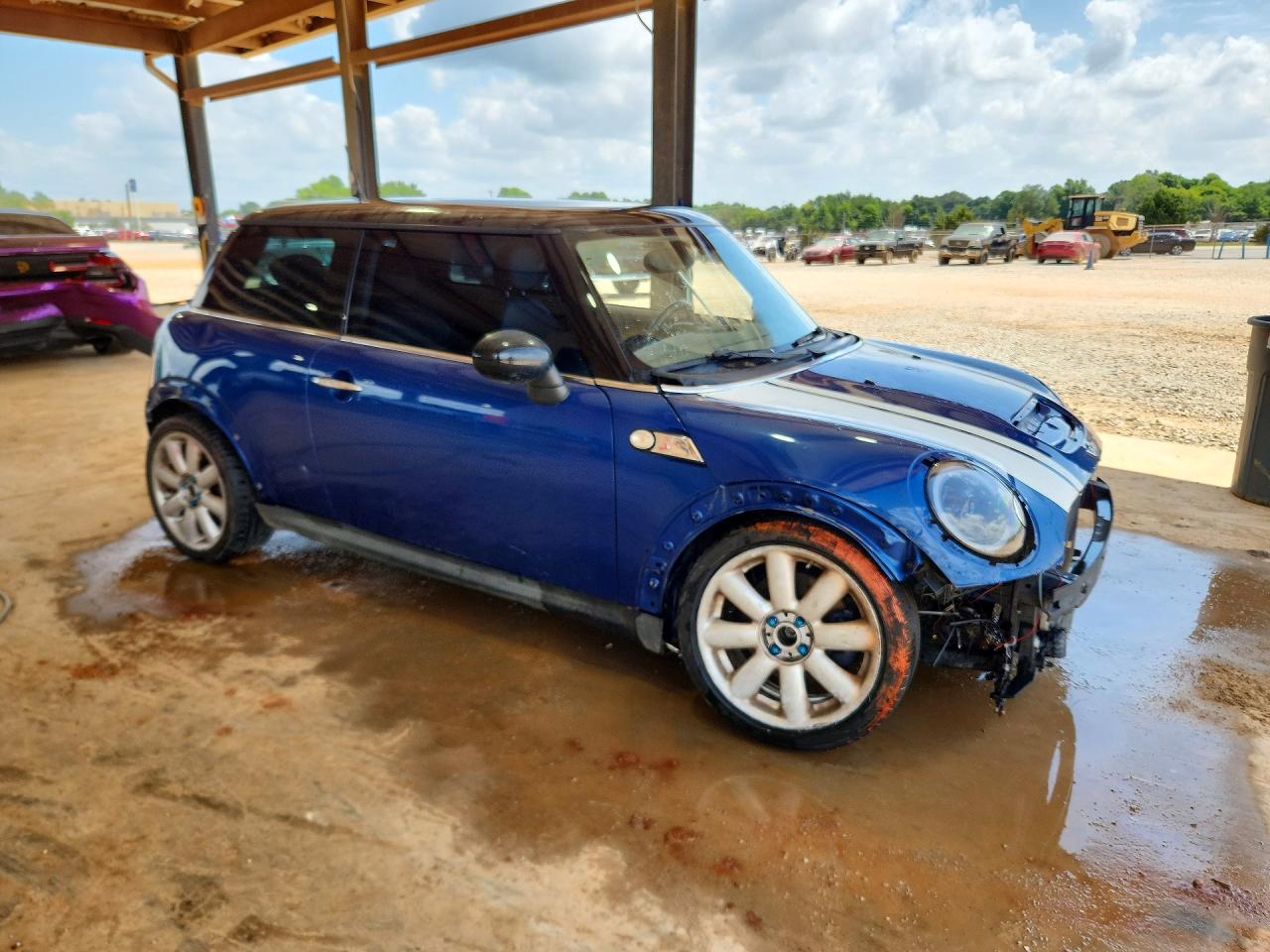 2008 Mini Cooper S Blue vin: WMWMF73568TT90142