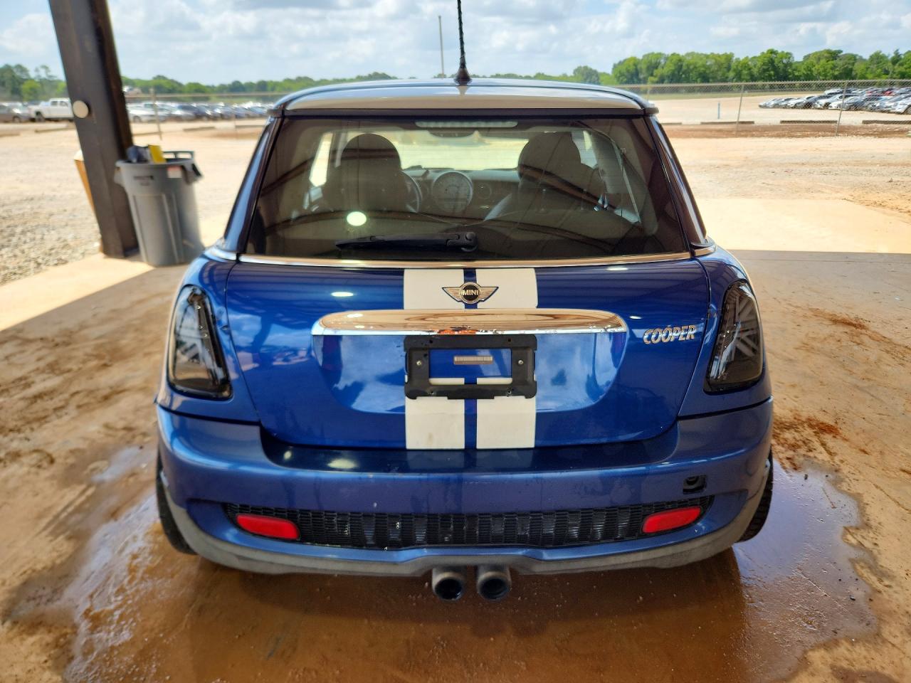 2008 Mini Cooper S Blue vin: WMWMF73568TT90142