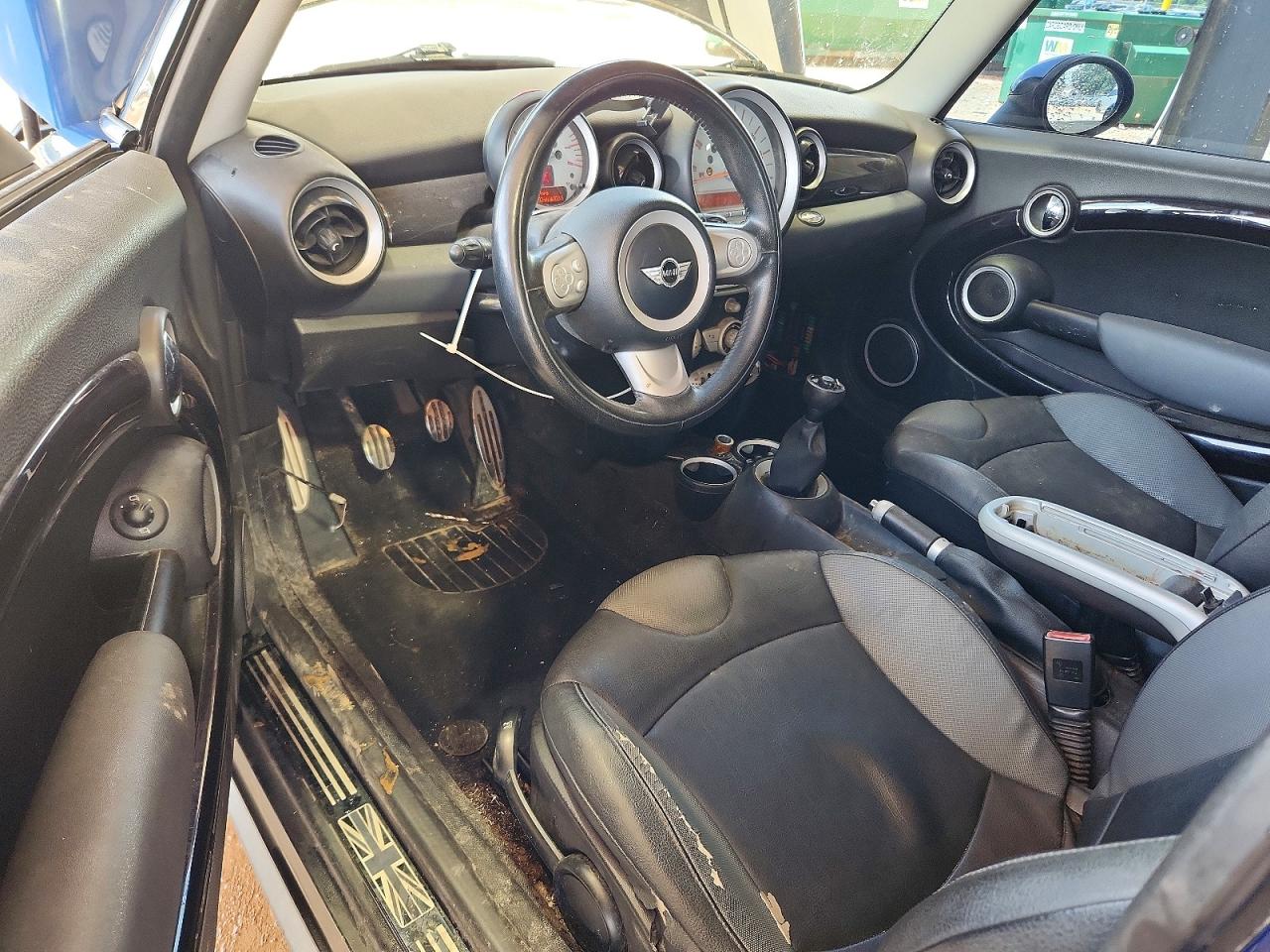 2008 Mini Cooper S Blue vin: WMWMF73568TT90142