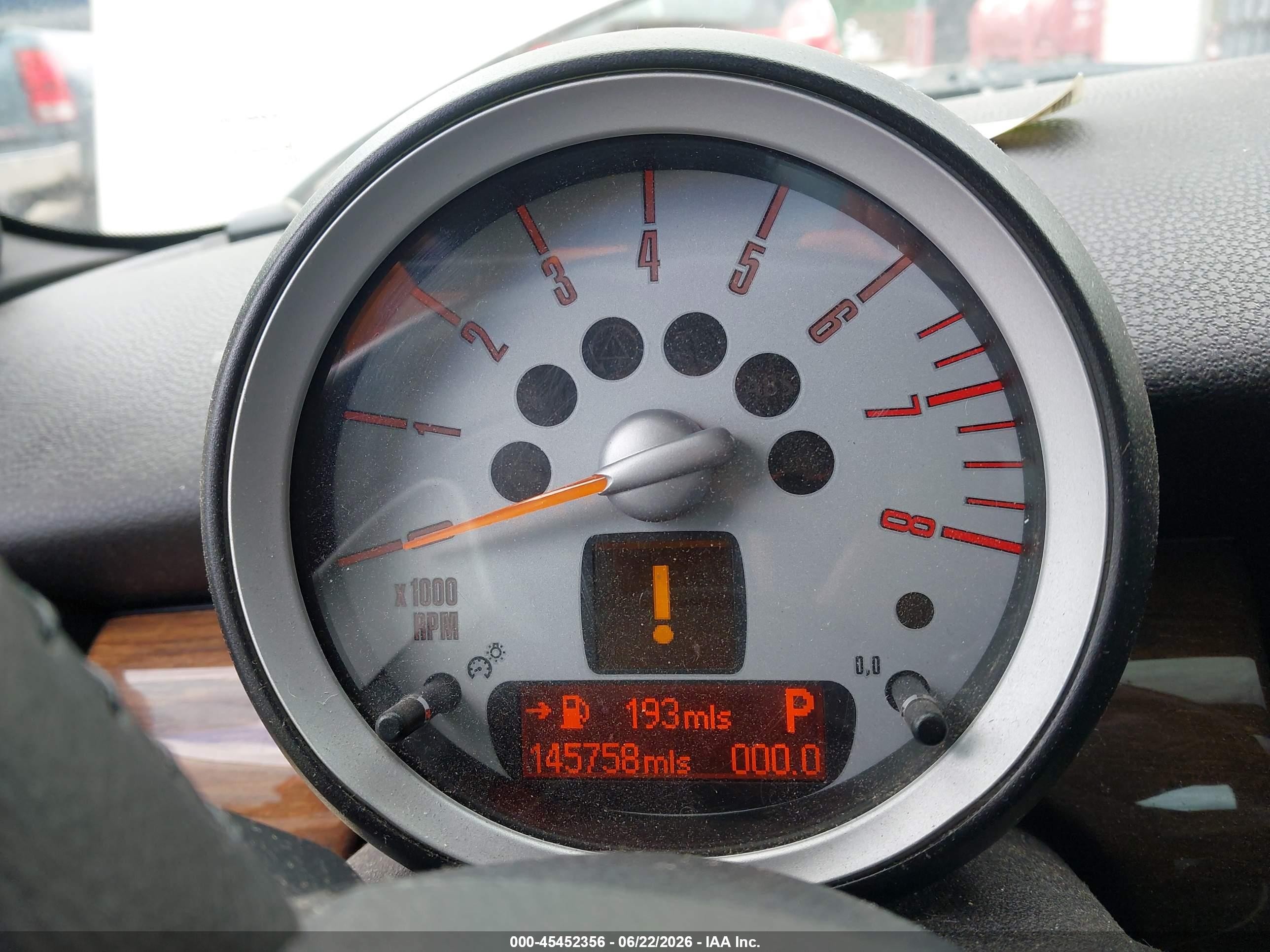 2009 Mini Cooper S   Cream vin: WMWMF73569TW81600