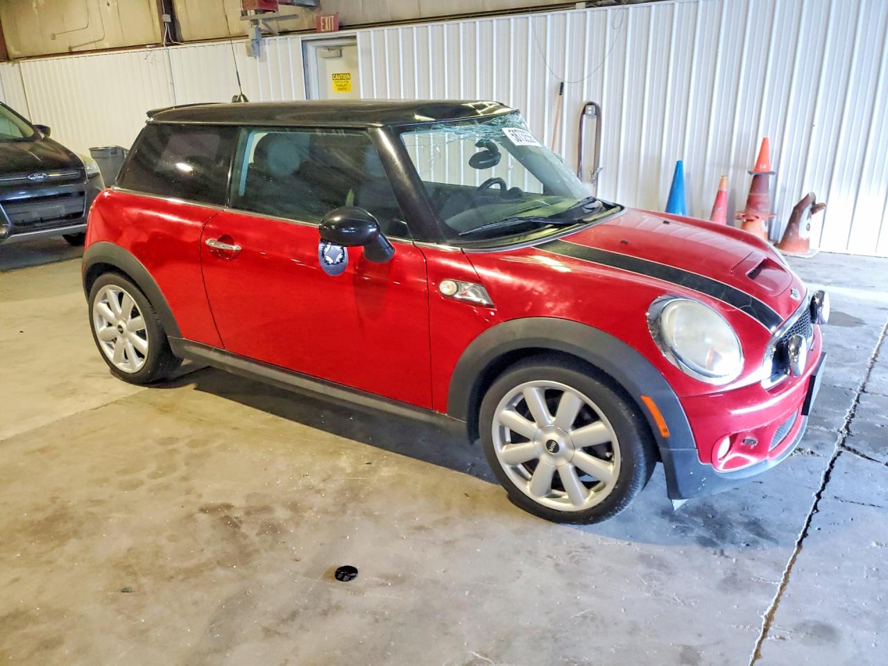 2009 Mini Cooper S Red vin: WMWMF73569TW87896