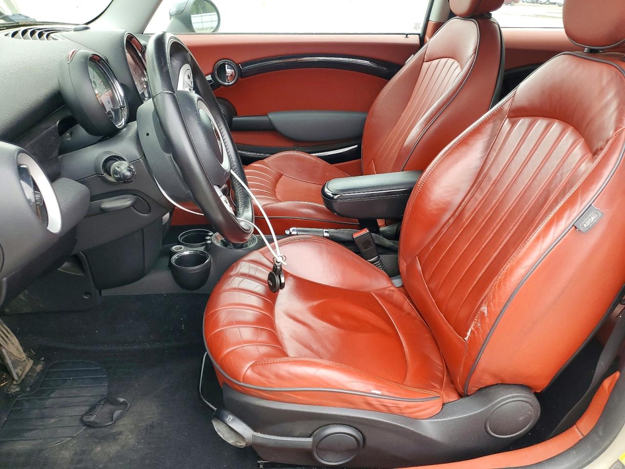 2007 Mini Cooper S Tan vin: WMWMF73577TL83361