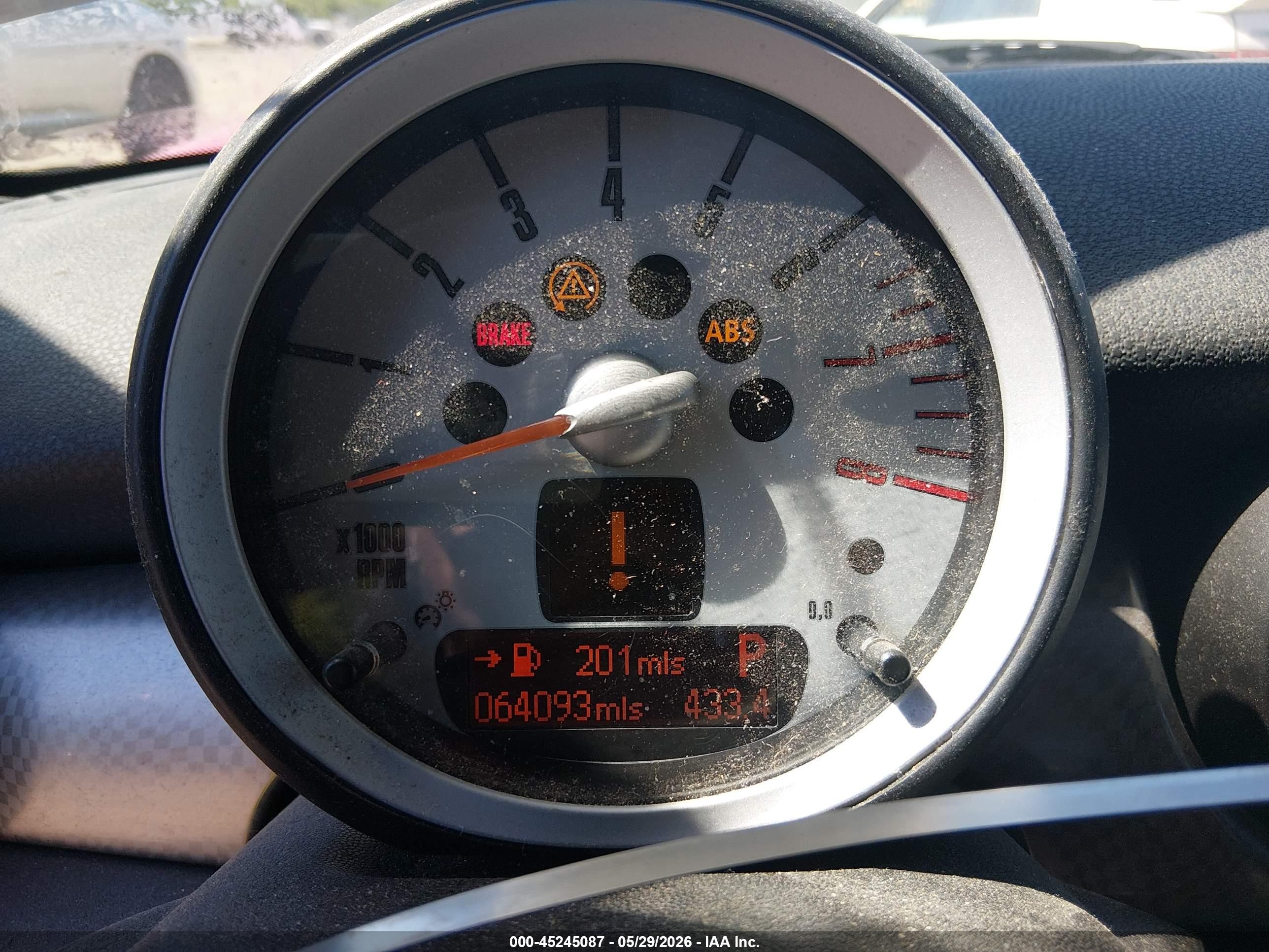 2008 Mini Cooper S   Red vin: WMWMF73578TV33941