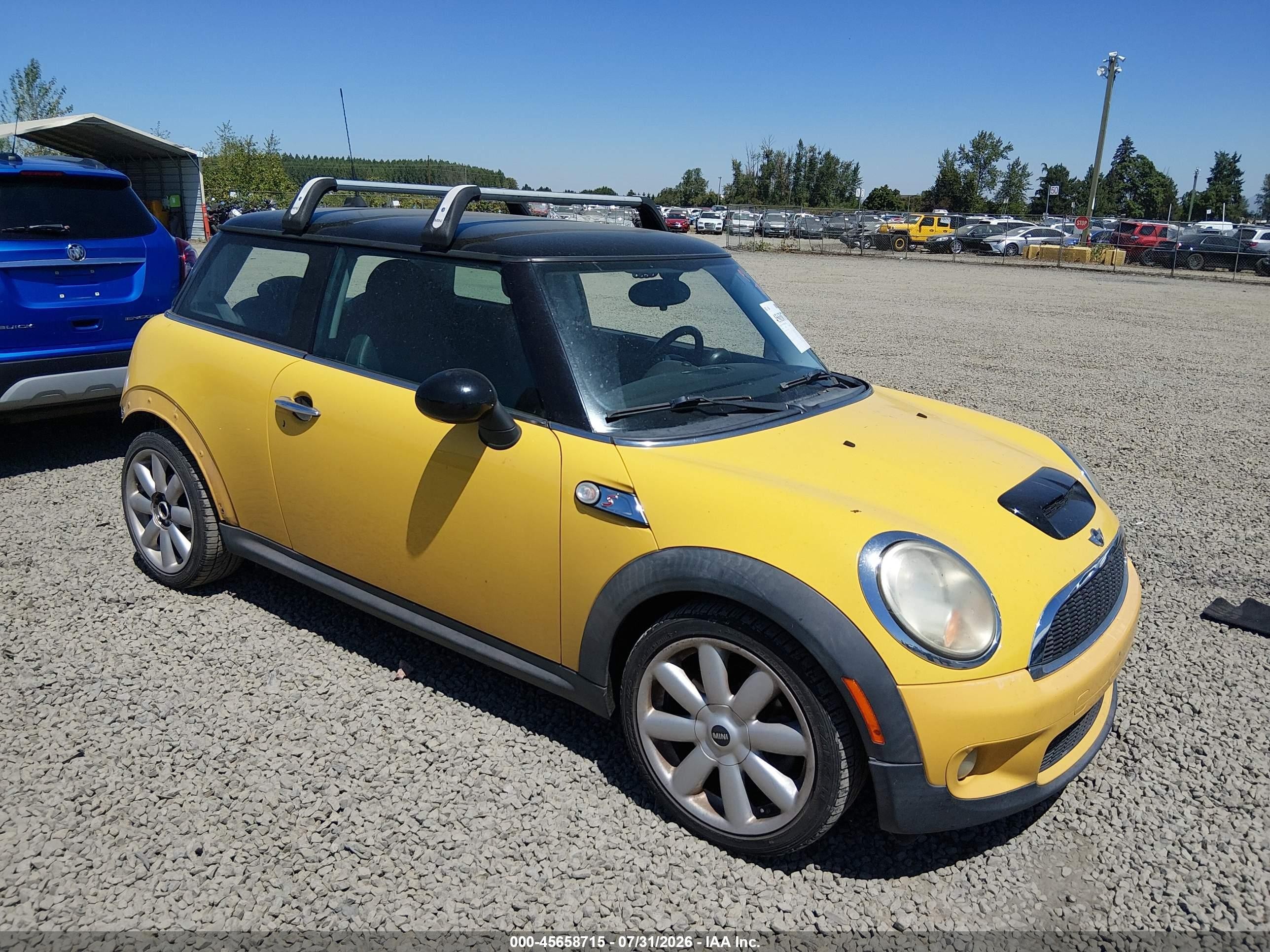 2009 Mini Cooper S Желтый vin: WMWMF73579TW87728