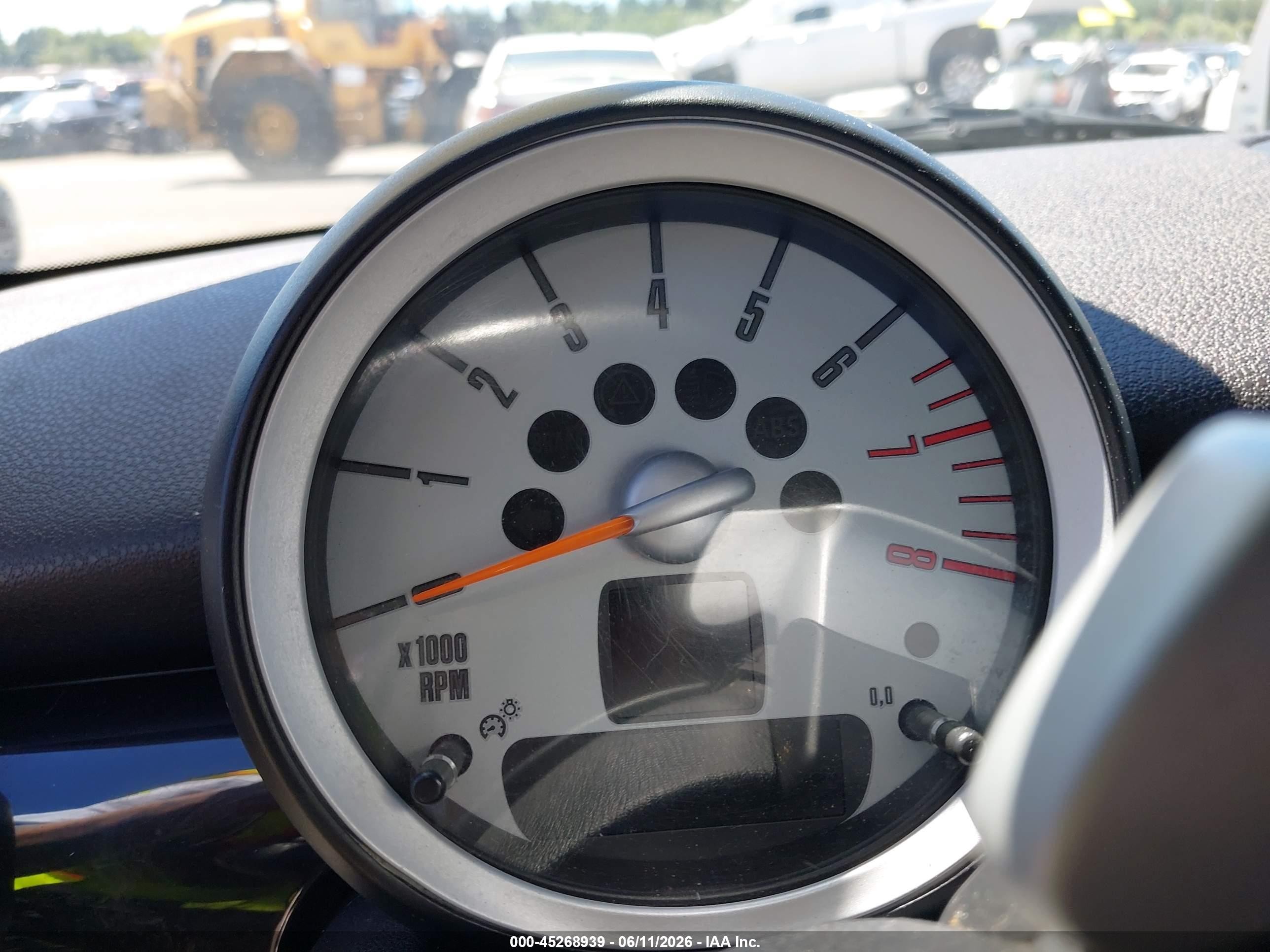 2008 Mini Cooper S   Cream vin: WMWMF73588TV35116
