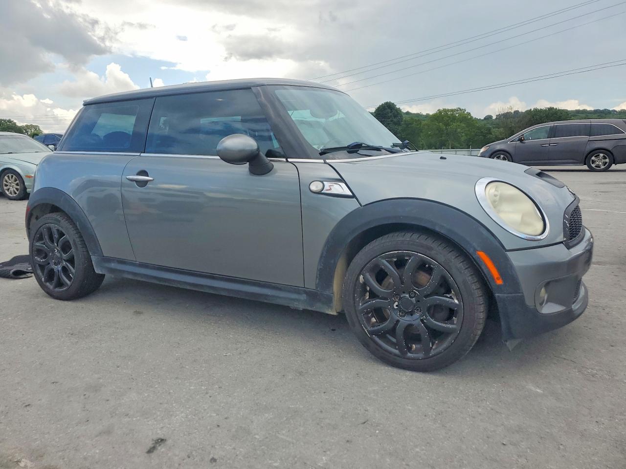 2008 Mini Cooper S Gray vin: WMWMF73598TT86697