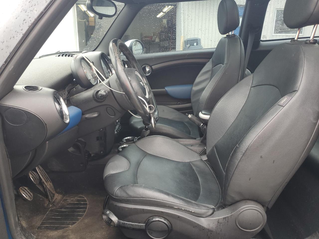 2008 Mini Cooper S Синий vin: WMWMF73598TT87512 Damage: Left Front Seat Cushion, Torn, 9 To 10 Inches