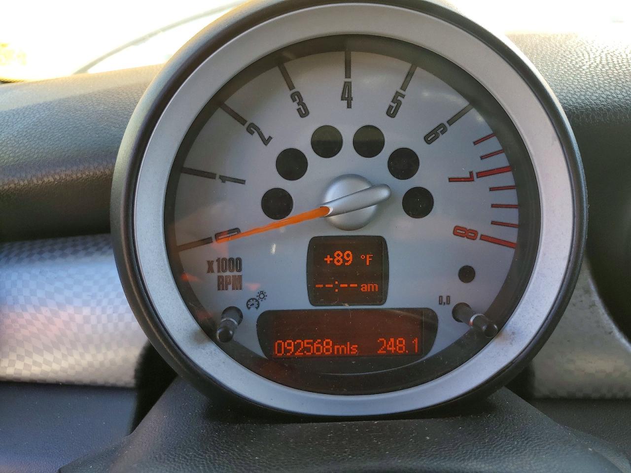 2009 Mini Cooper S Yellow vin: WMWMF73599TW82904