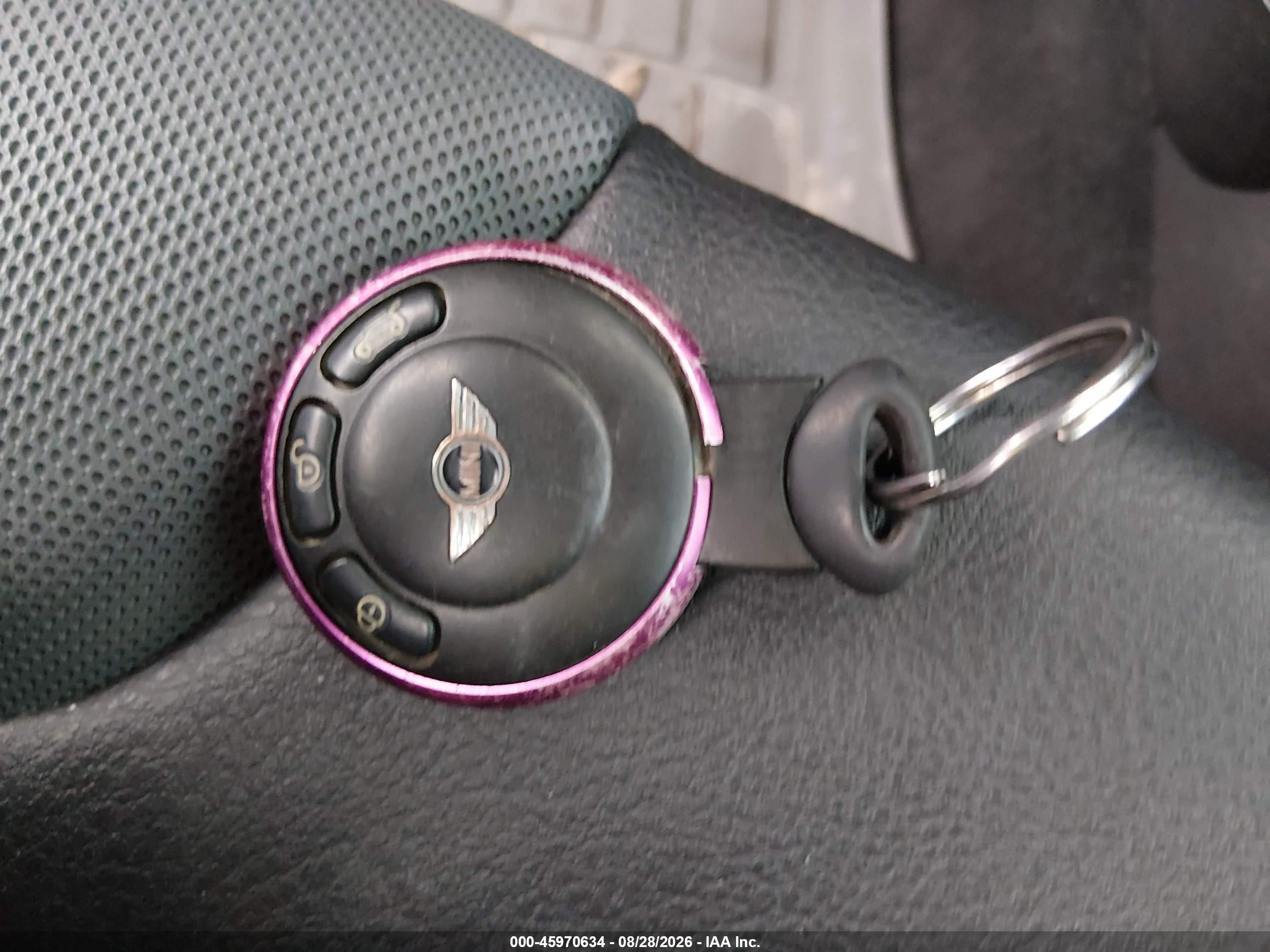 2009 Mini Cooper S   Серый vin: WMWMF735X9TX40521