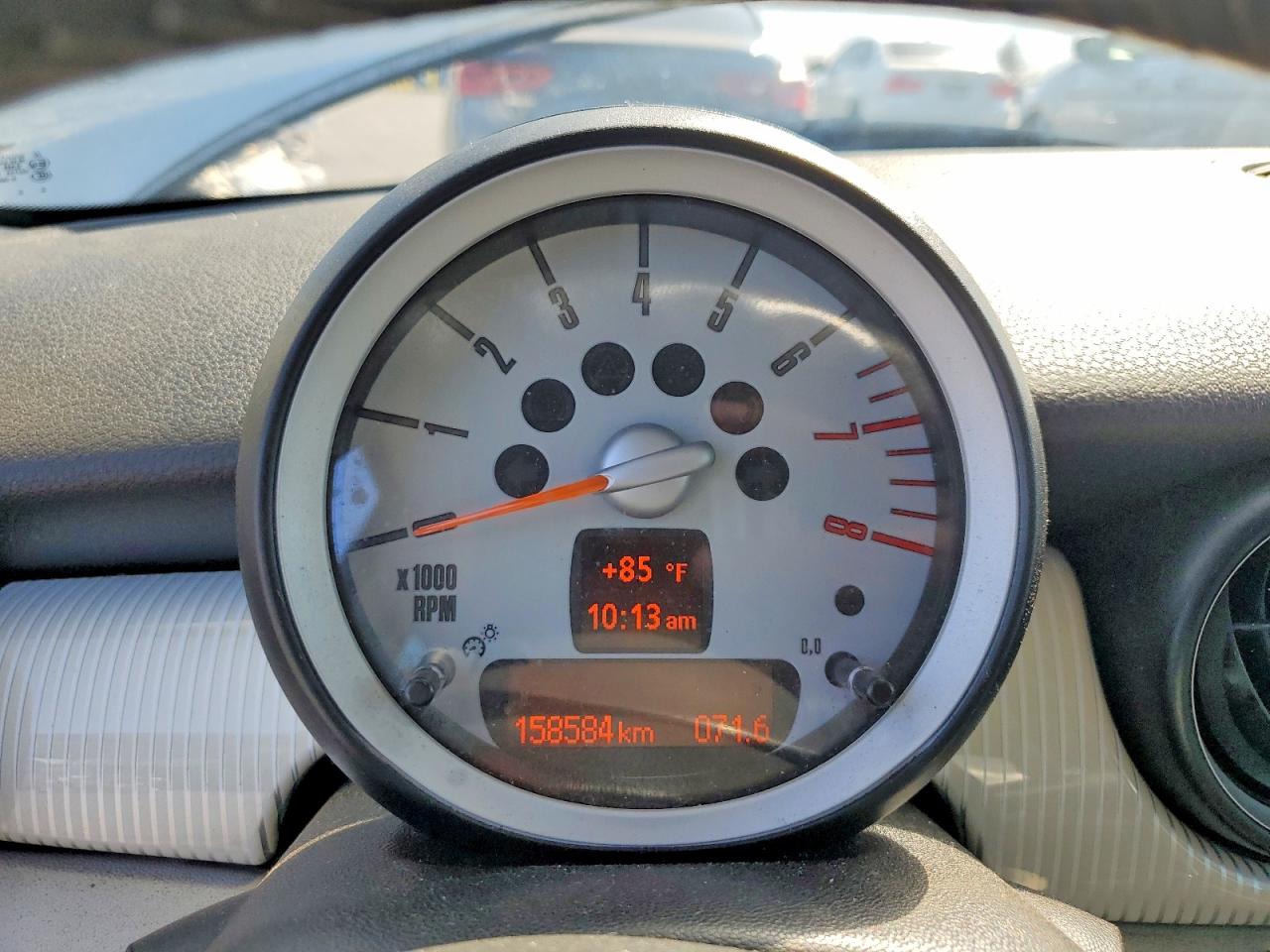 2010 Mini Cooper S Silver vin: WMWMF7C55ATW88848
