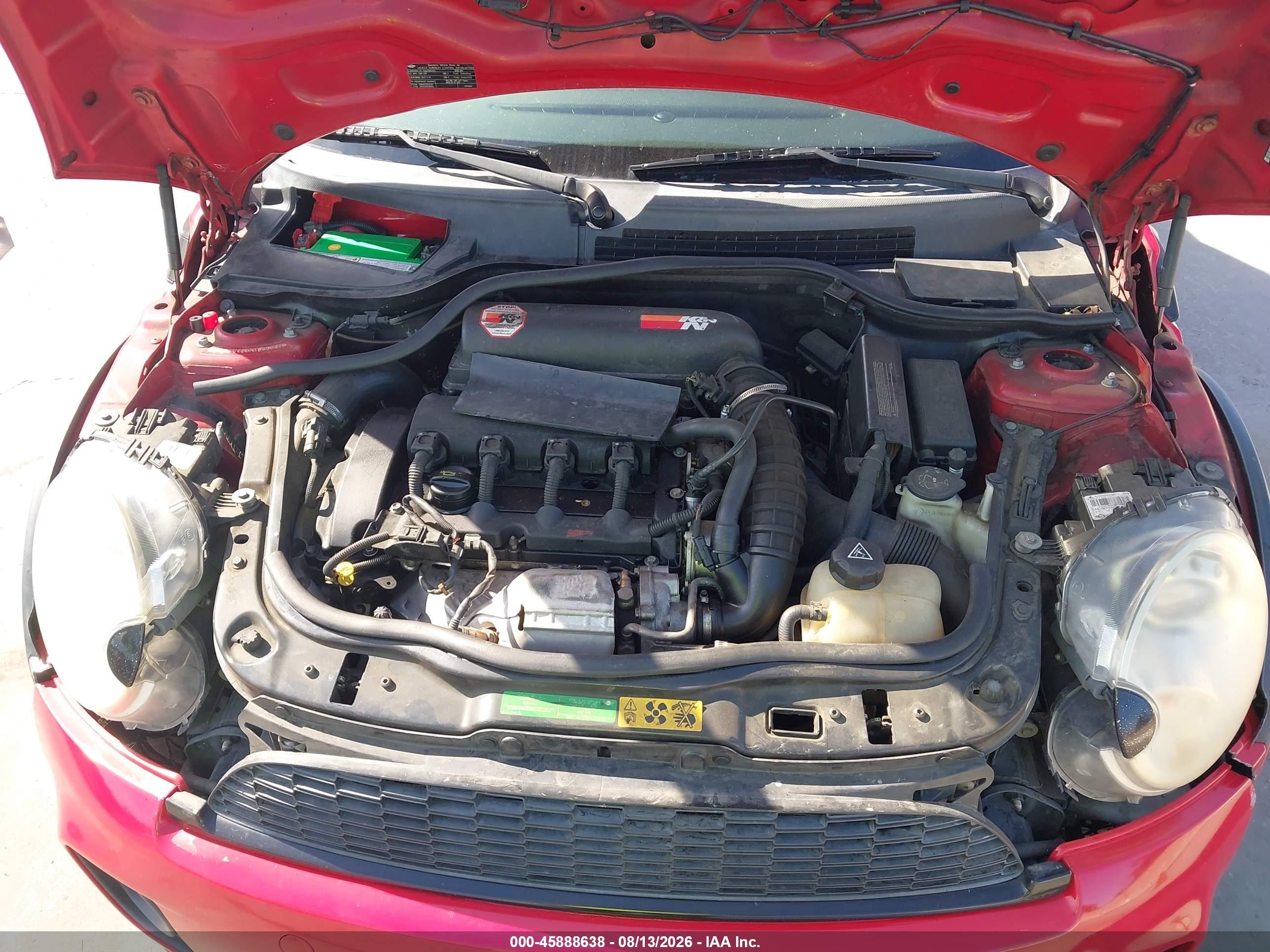 2010 Mini Cooper S   Red vin: WMWMF7C55ATW89627