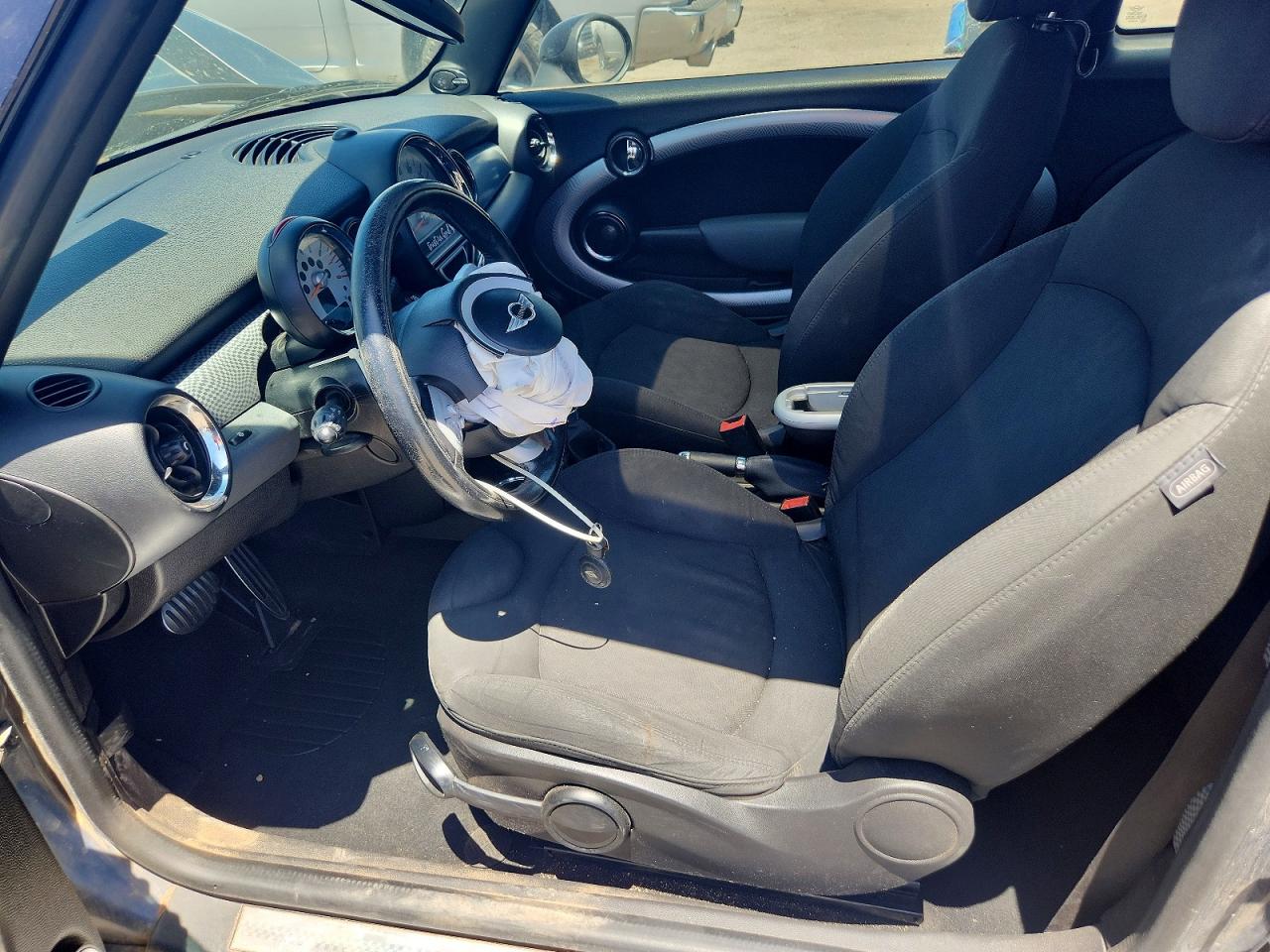 2010 Mini Cooper S Blue vin: WMWMF7C55ATZ73372