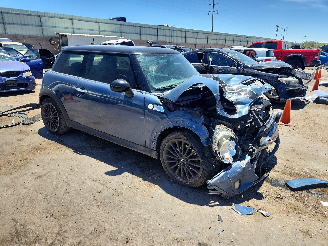 2010 Mini Cooper S Blue vin: WMWMF7C55ATZ73372