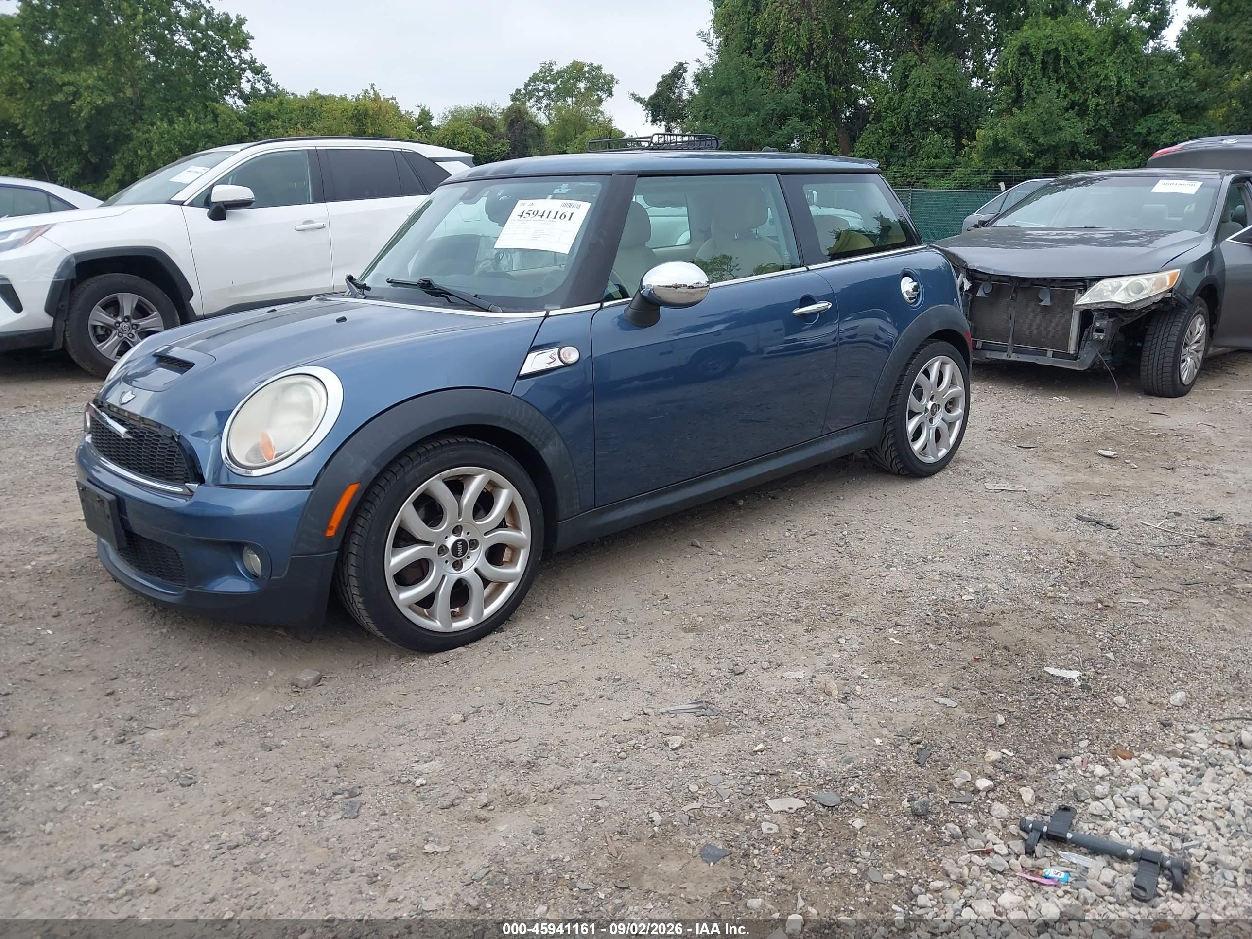2010 Mini Cooper S   Blue vin: WMWMF7C56ATX43873