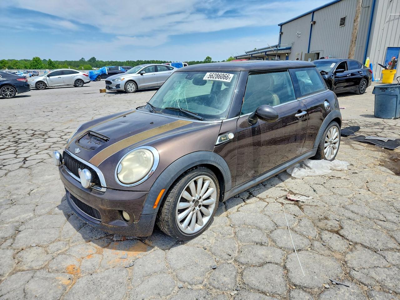 2010 Mini Cooper S Brown vin: WMWMF7C56ATX46028