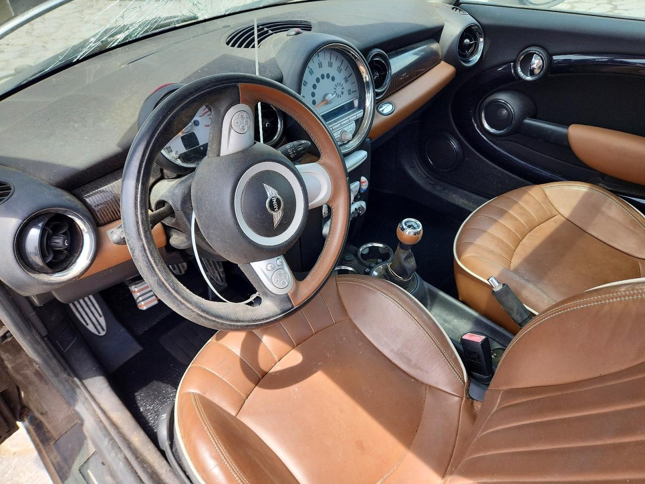 2010 Mini Cooper S Brown vin: WMWMF7C56ATX46028