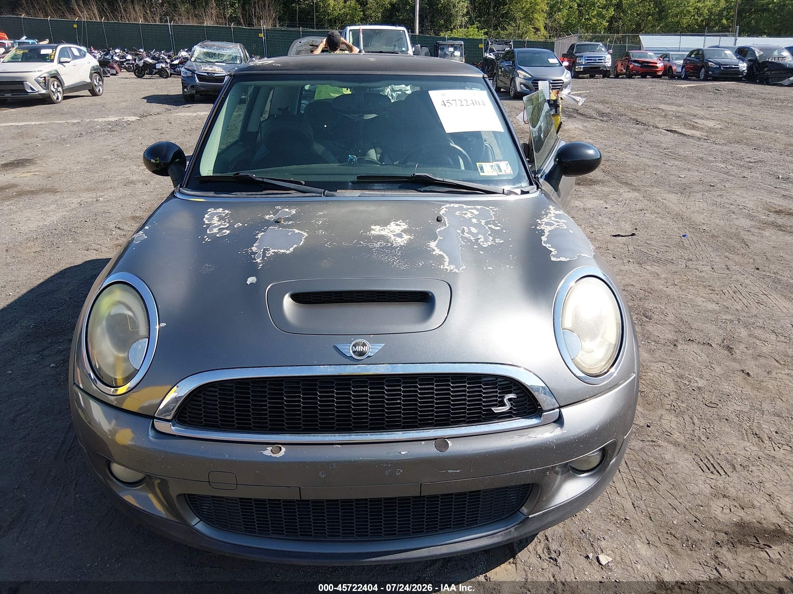 2010 Mini Cooper S   Серый vin: WMWMF7C57ATZ69937