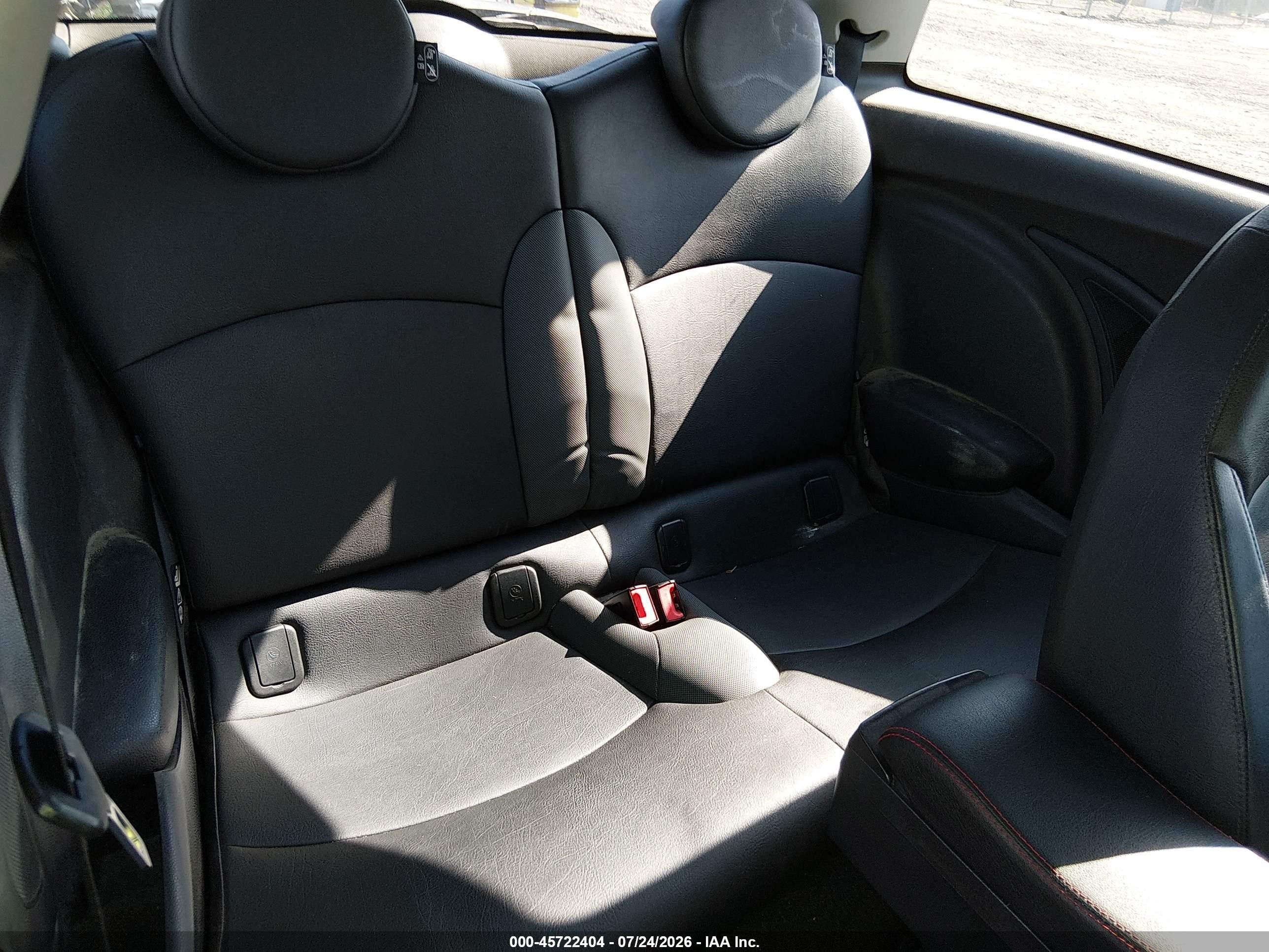 2010 Mini Cooper S   Серый vin: WMWMF7C57ATZ69937