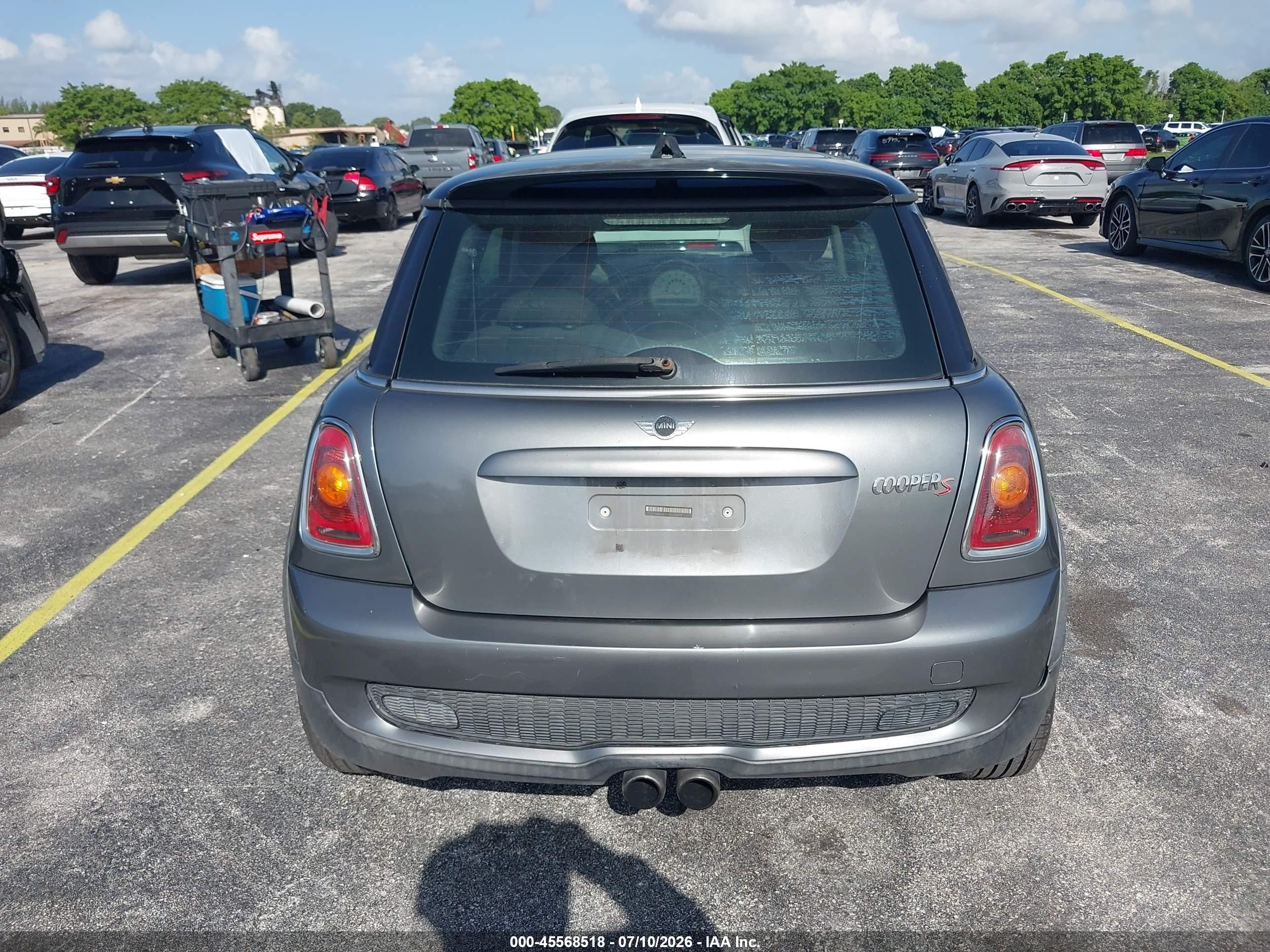 2010 Mini Cooper S   Gray vin: WMWMF7C58ATW89394